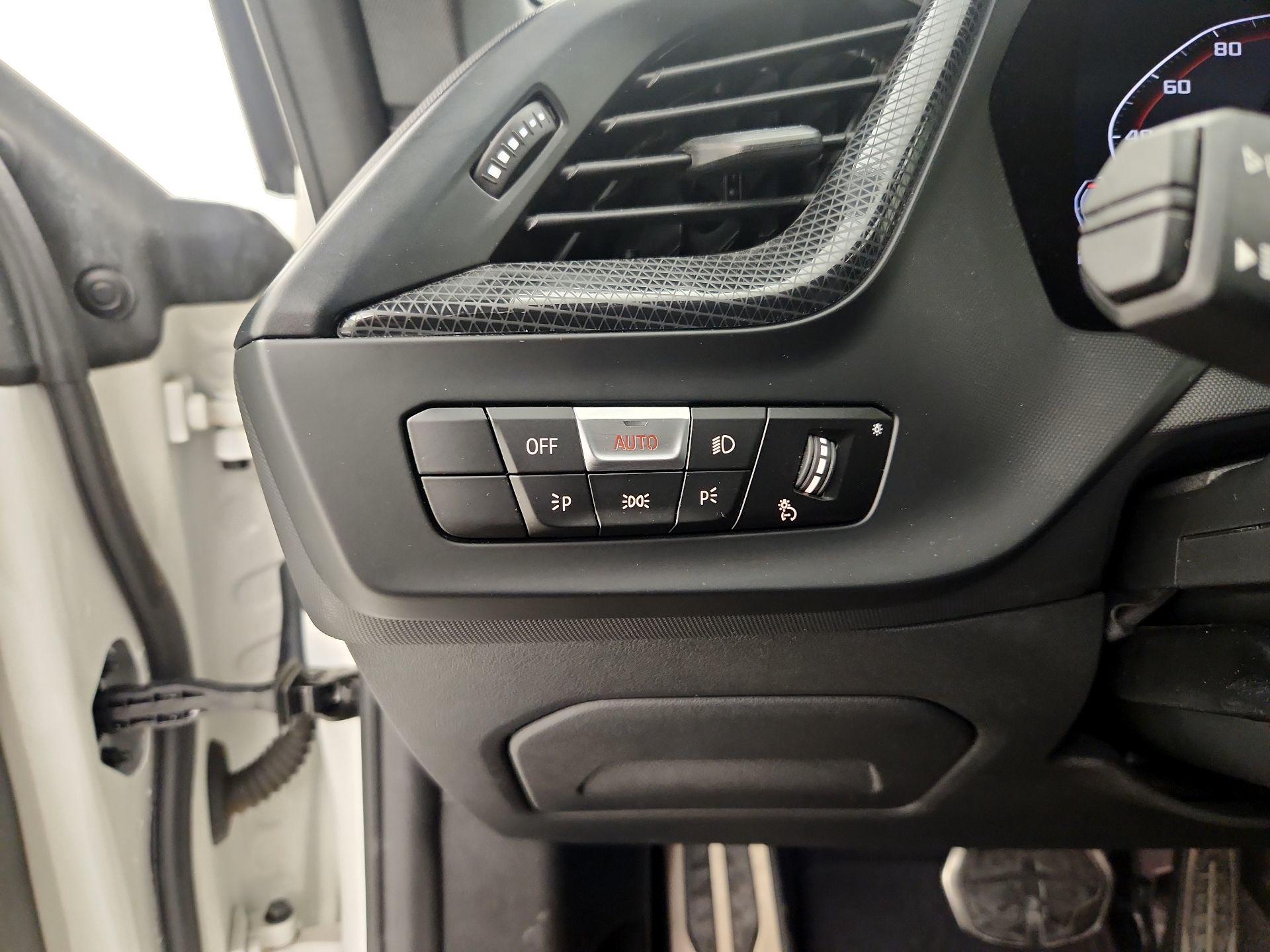 Thumbnail: 2021 BMW 2 Series - 13