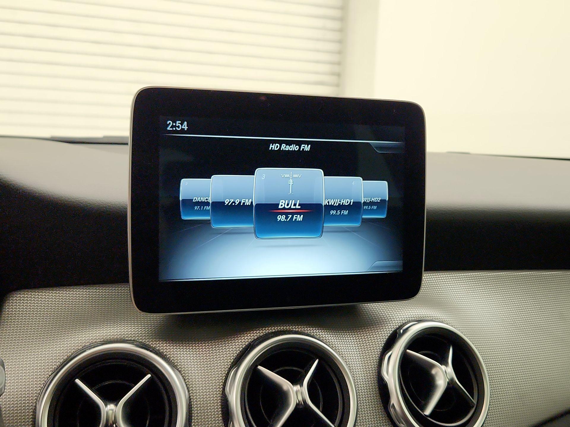 Thumbnail: 2018 Mercedes-Benz GLA - 13