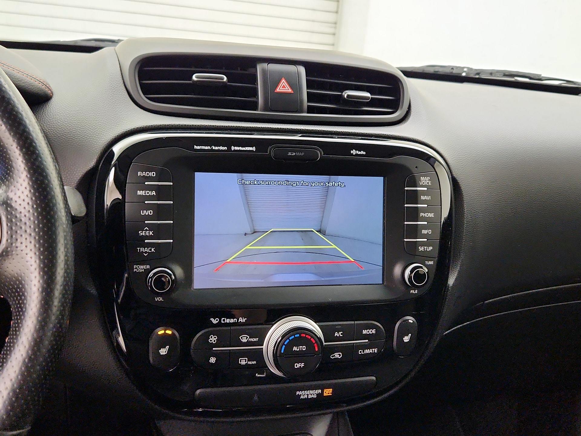 Thumbnail: 2017 Kia Soul - 15