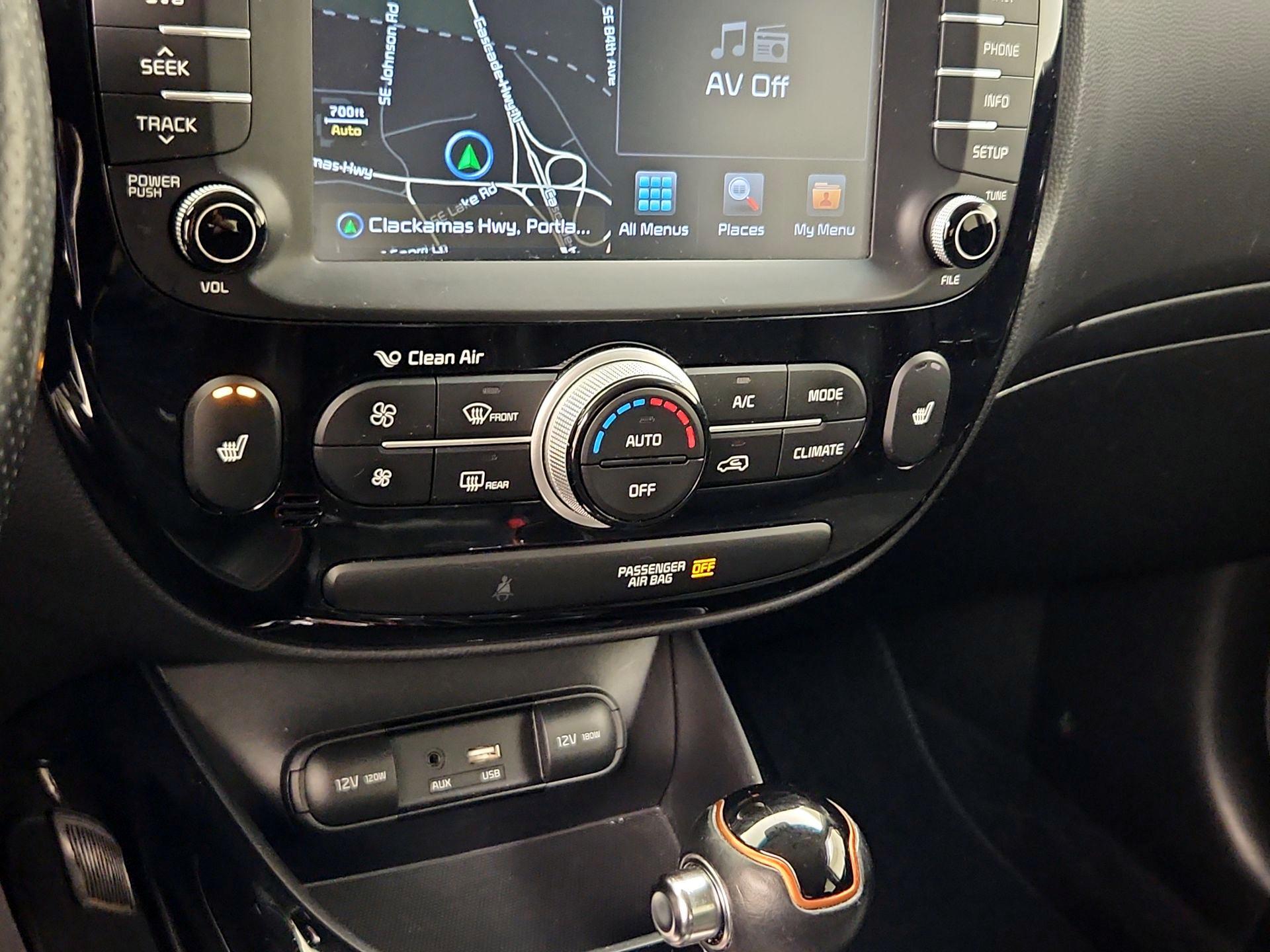 Thumbnail: 2017 Kia Soul - 17