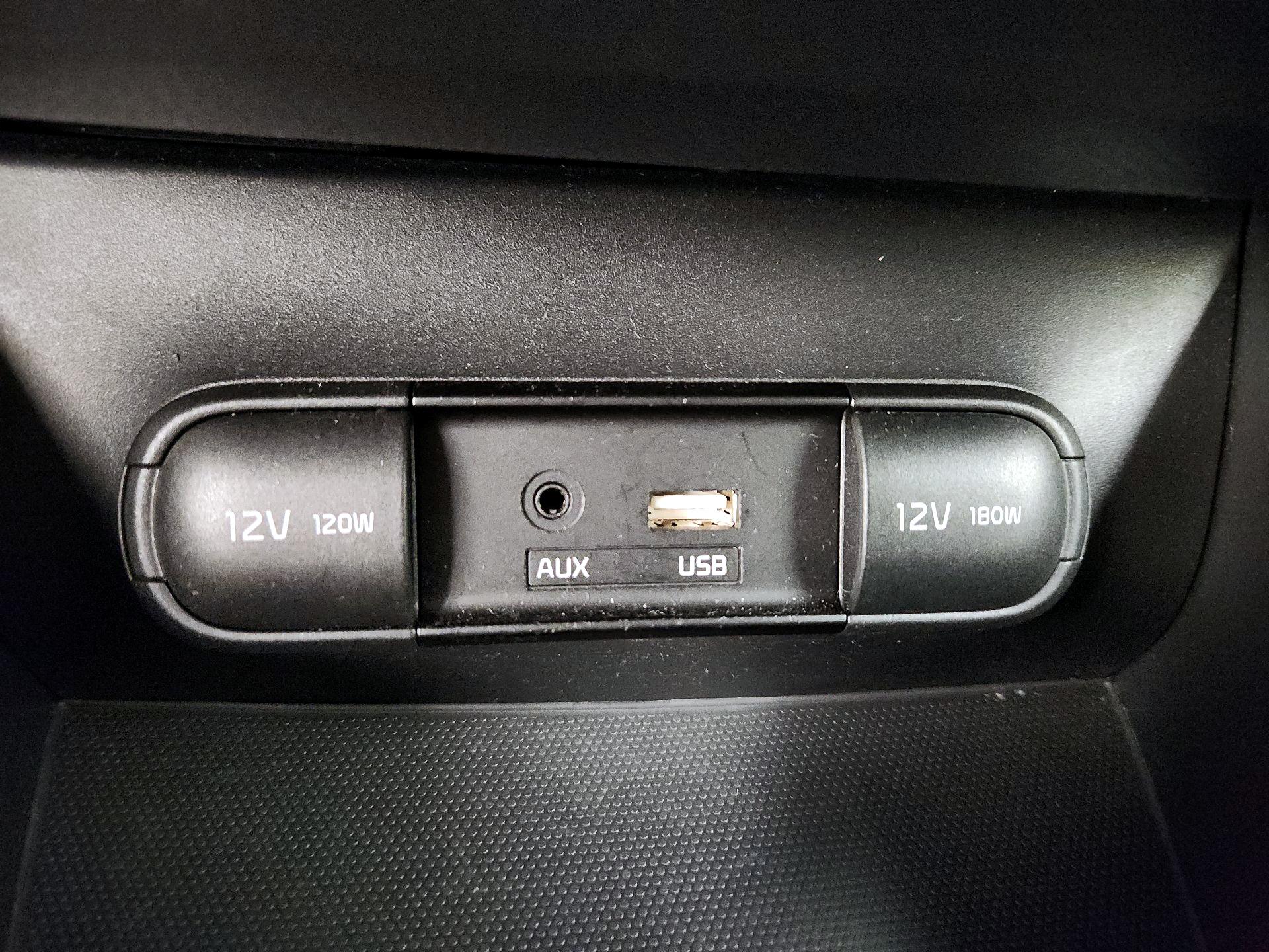 Thumbnail: 2017 Kia Soul - 19