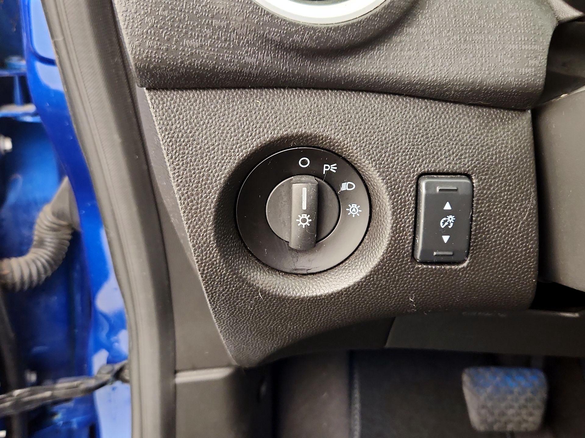 Thumbnail: 2018 Ford Fiesta - 13