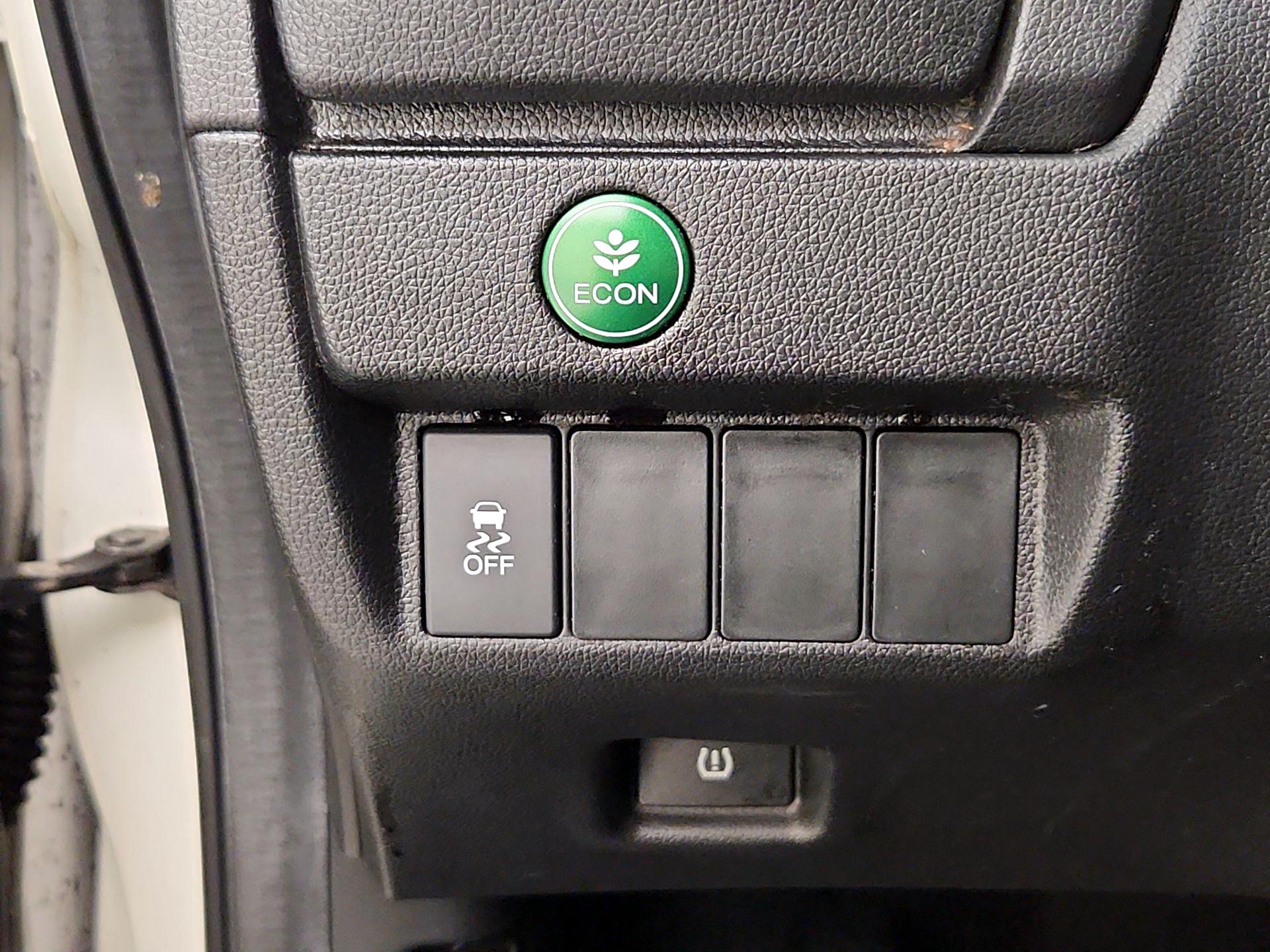 Thumbnail: 2017 Honda Fit - 13