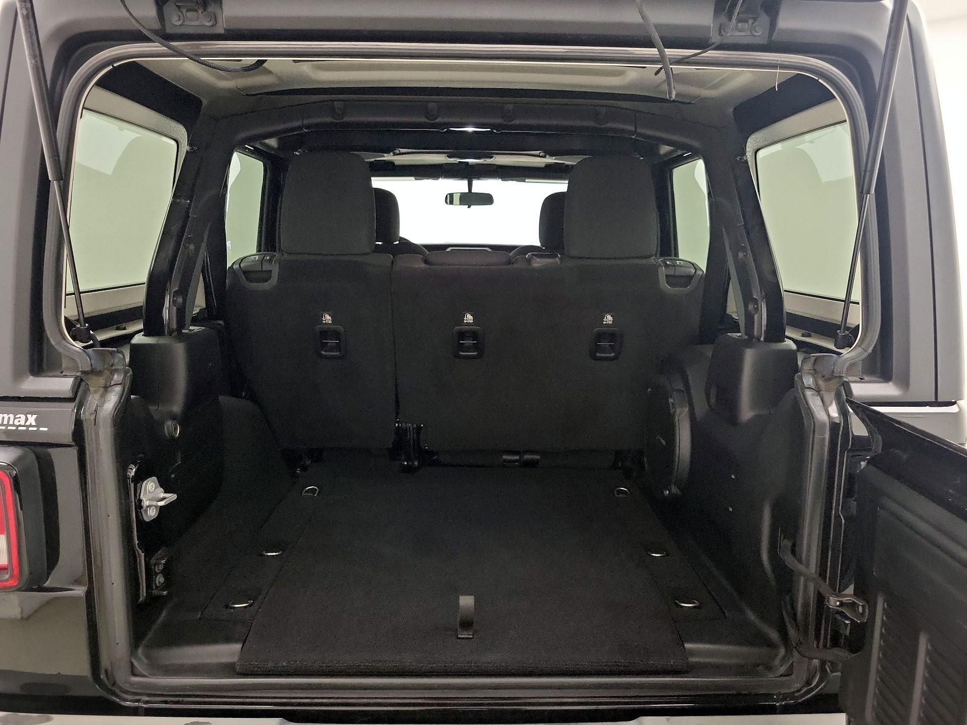 Thumbnail: 2018 Jeep Wrangler - 20