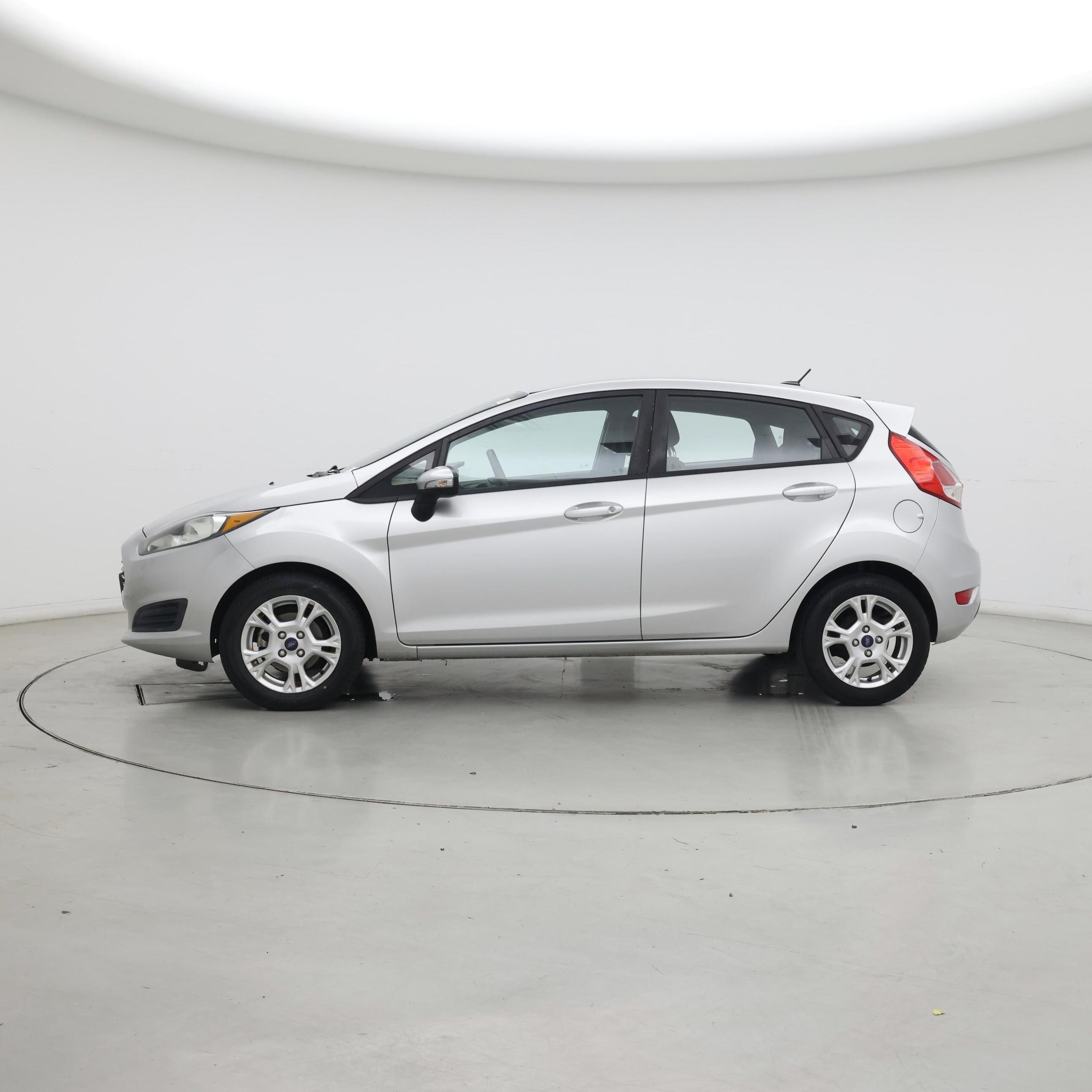 Thumbnail: 2016 Ford Fiesta - 3