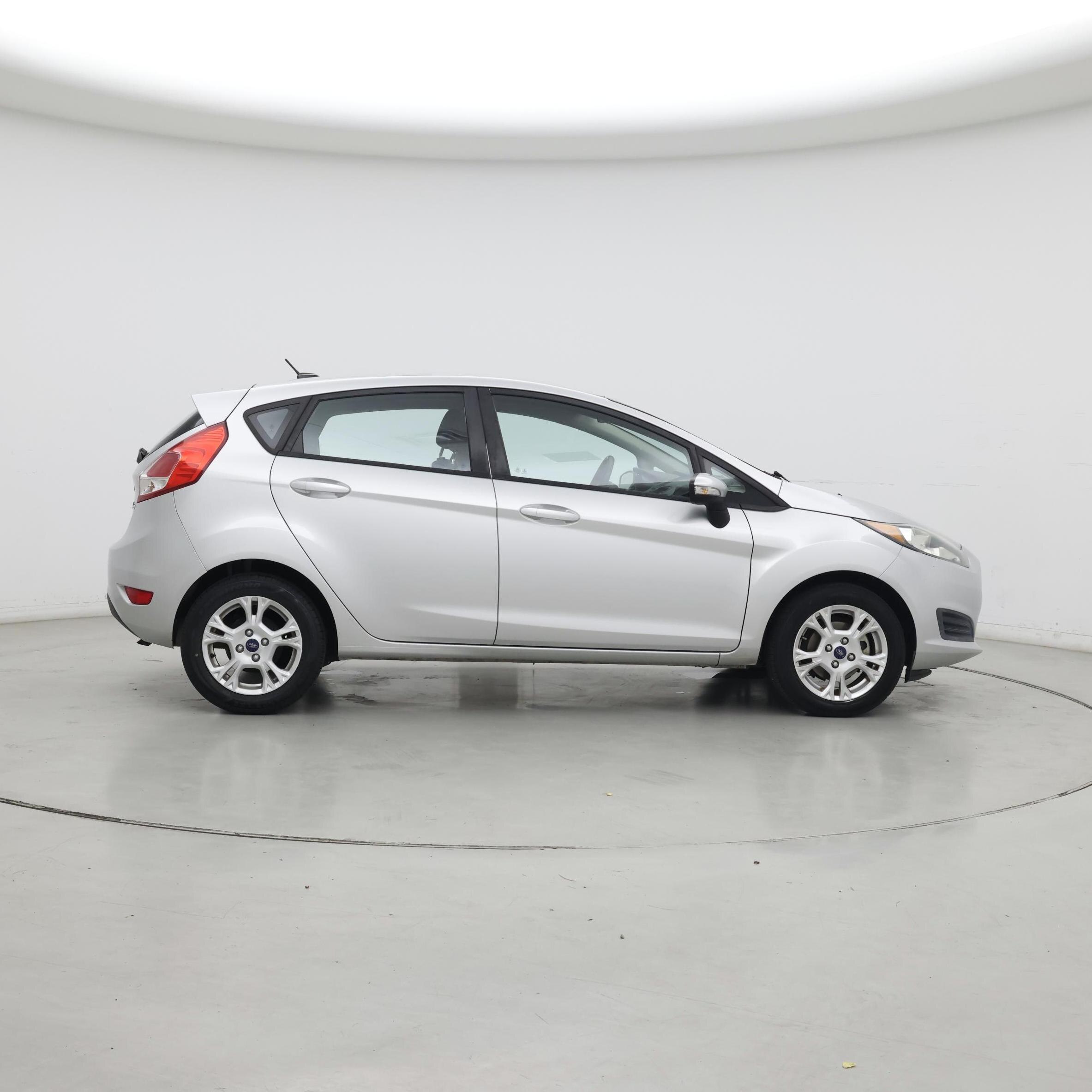 Thumbnail: 2016 Ford Fiesta - 7