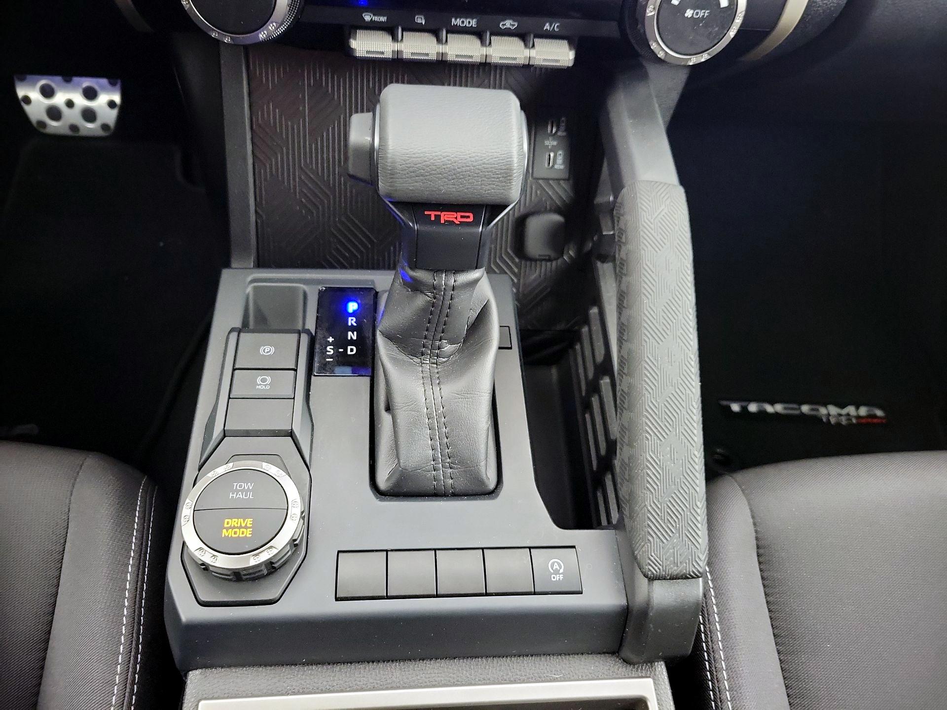 Thumbnail: 2025 Toyota Tacoma - 17