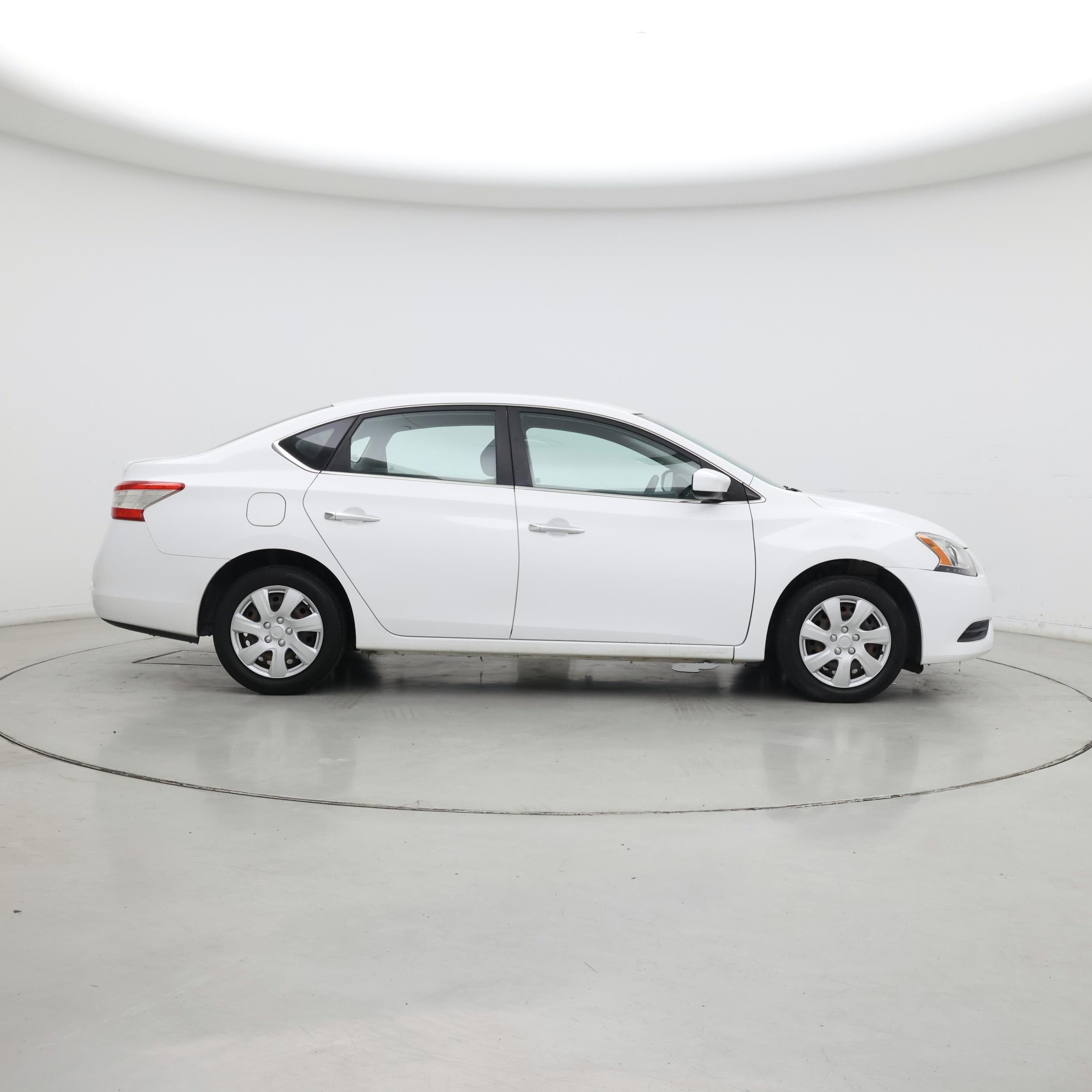 Thumbnail: 2015 Nissan Sentra - 7