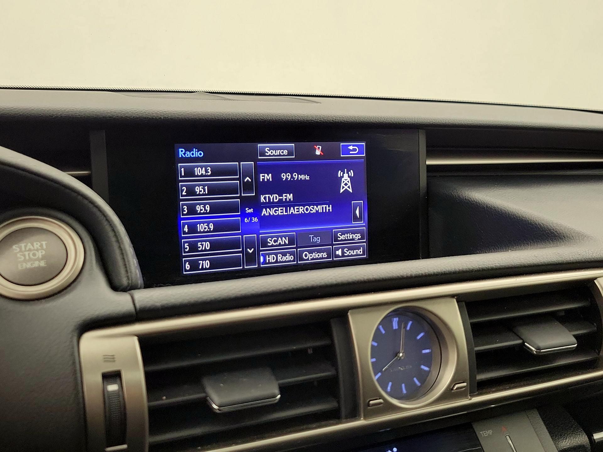 Thumbnail: 2015 Lexus IS - 16