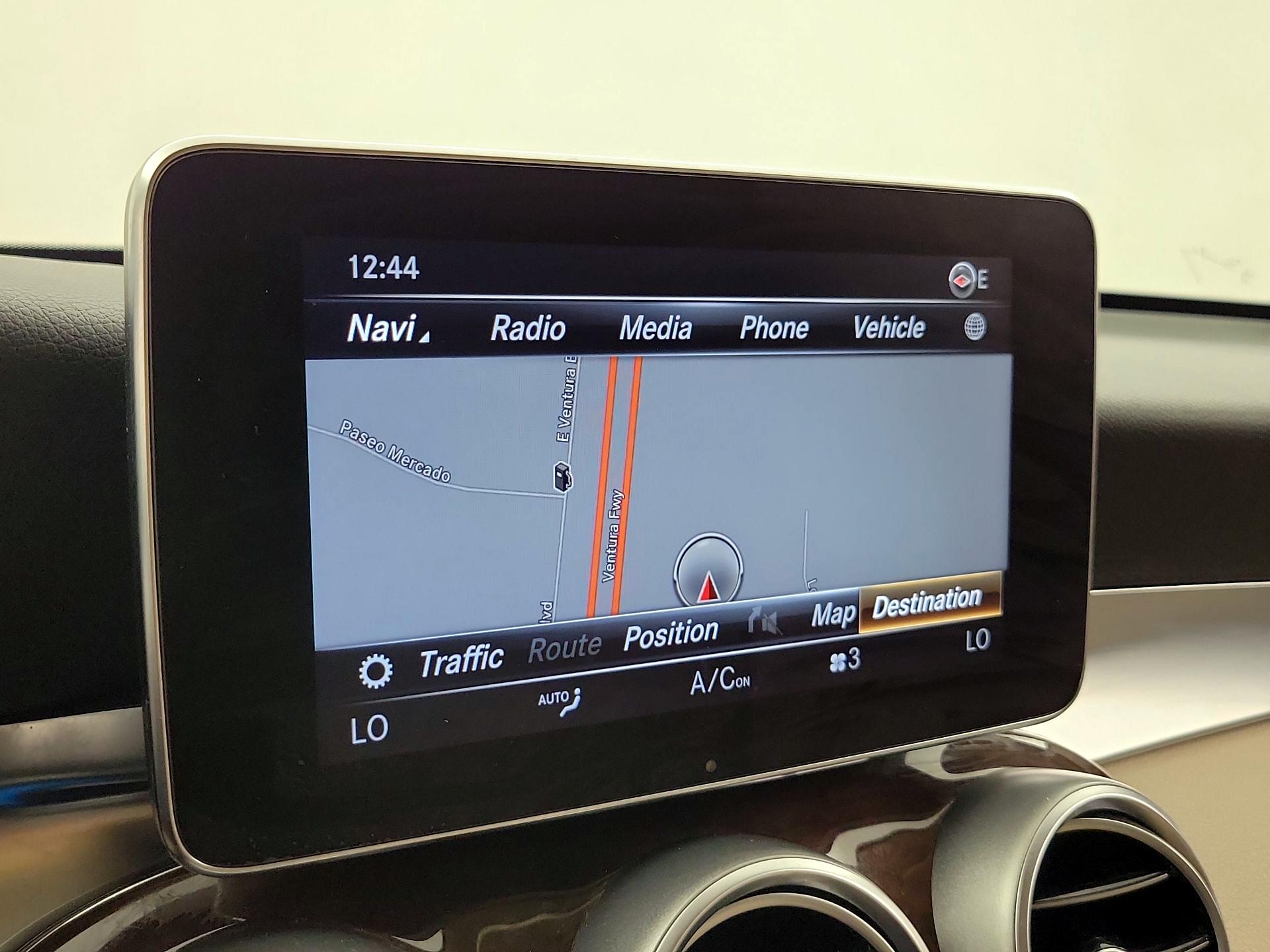 Thumbnail: 2017 Mercedes-Benz GLC - 14