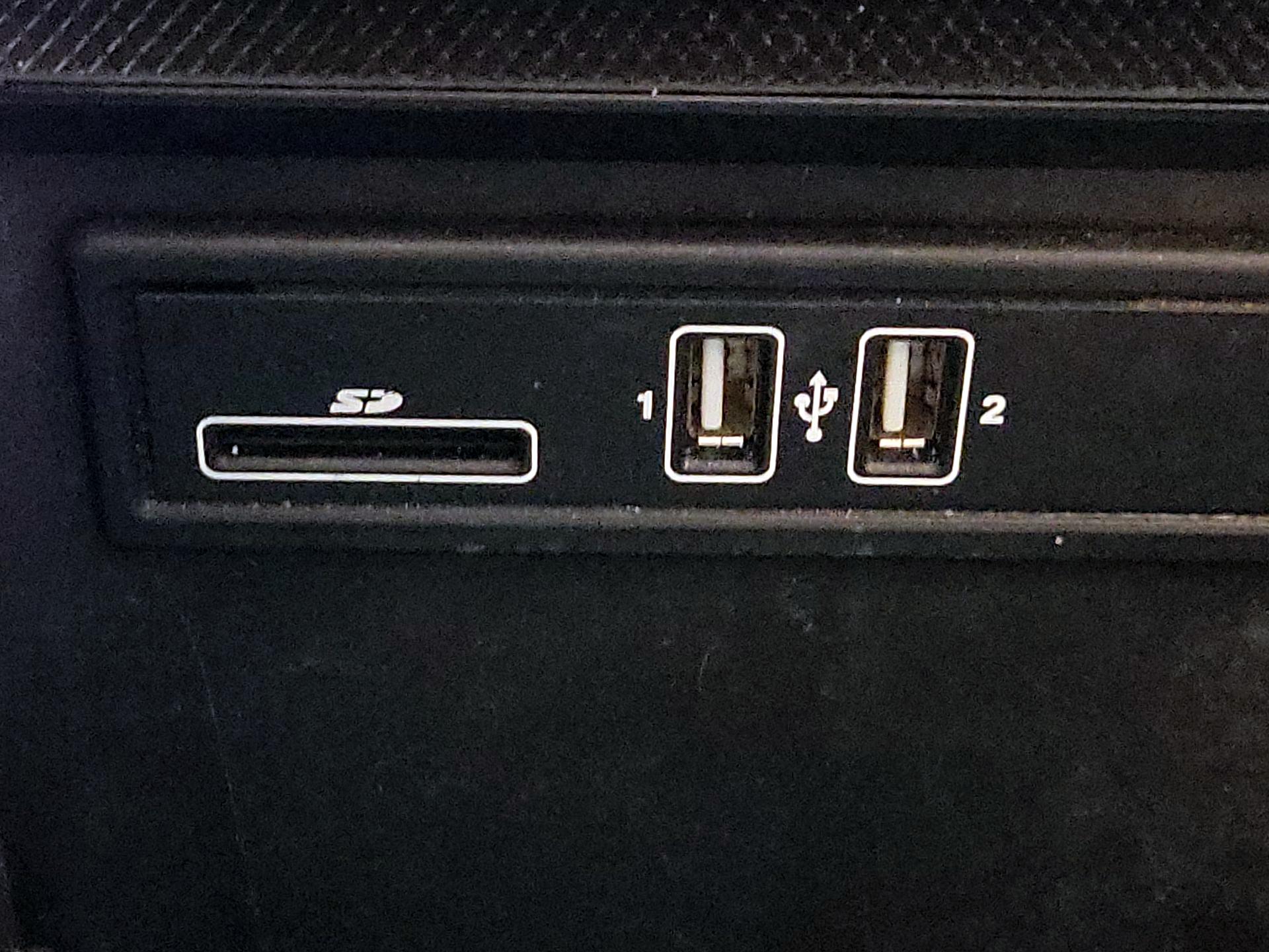 Thumbnail: 2017 Mercedes-Benz GLC - 19