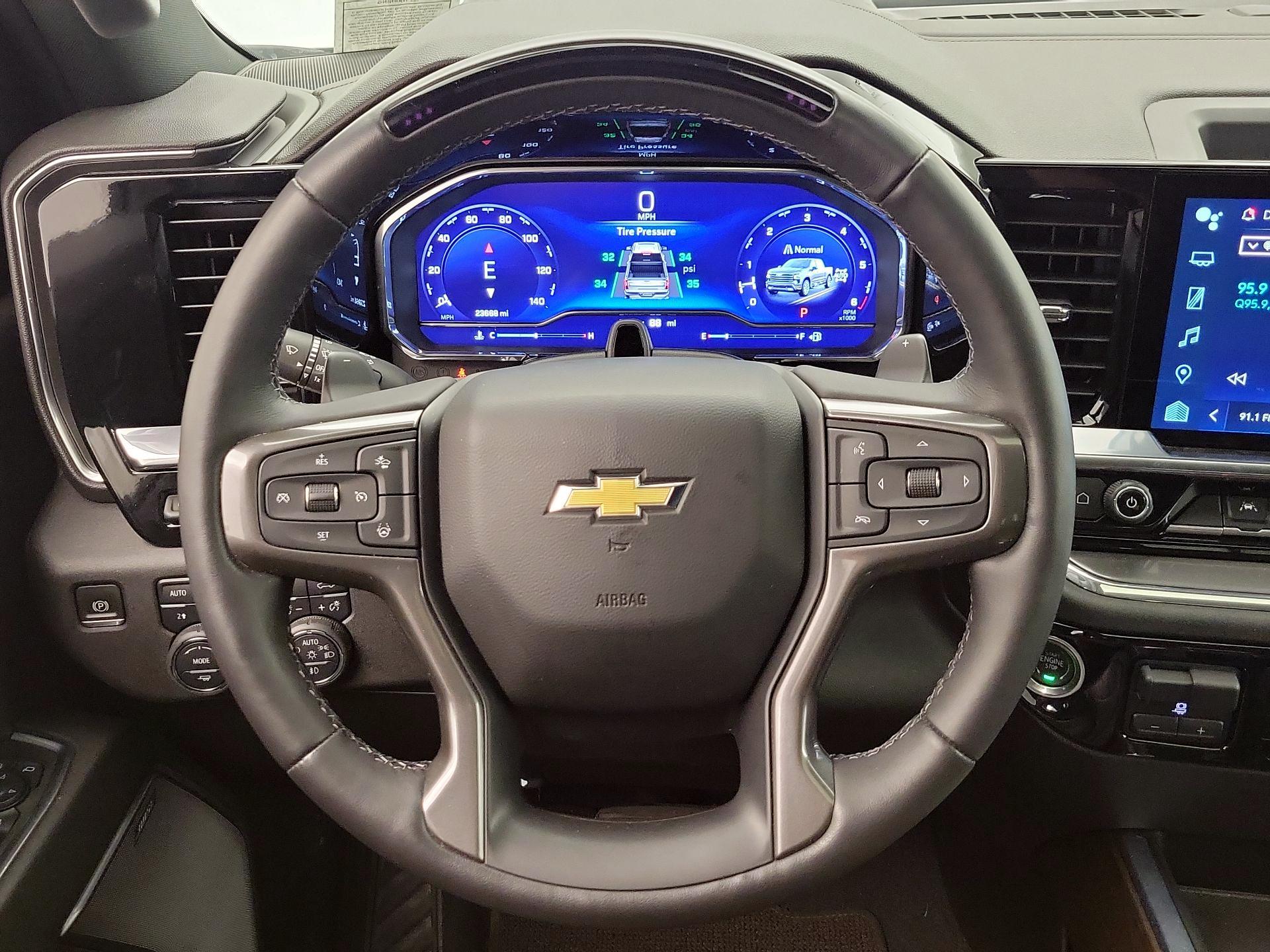 Thumbnail: 2024 Chevrolet Silverado 1500 - 10