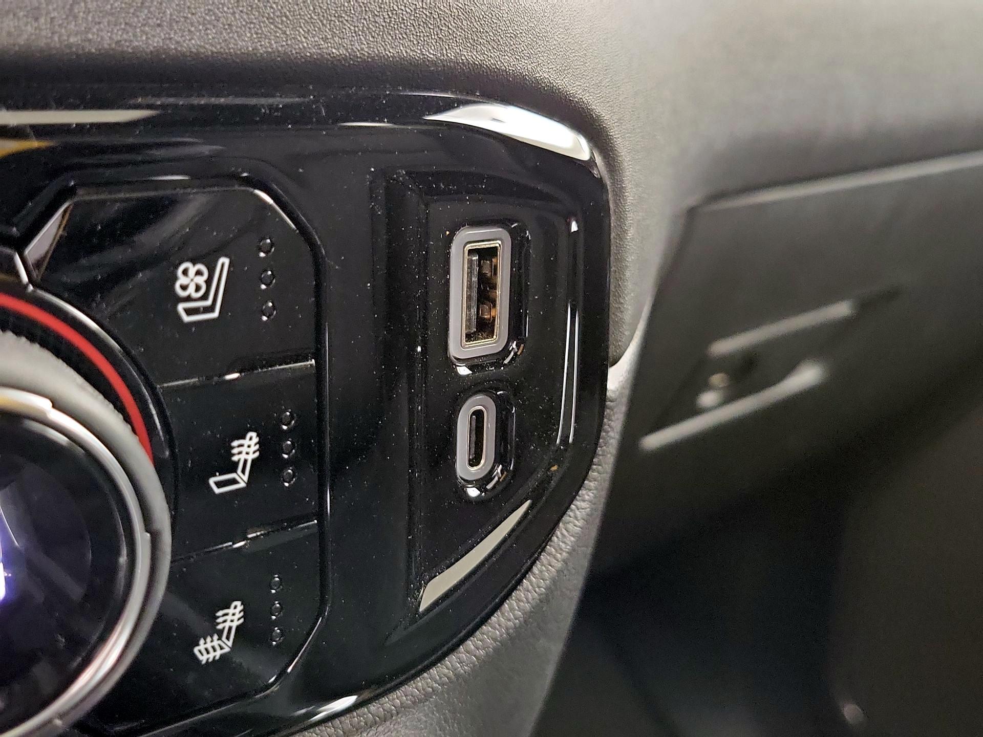 Thumbnail: 2024 Chevrolet Silverado 1500 - 18