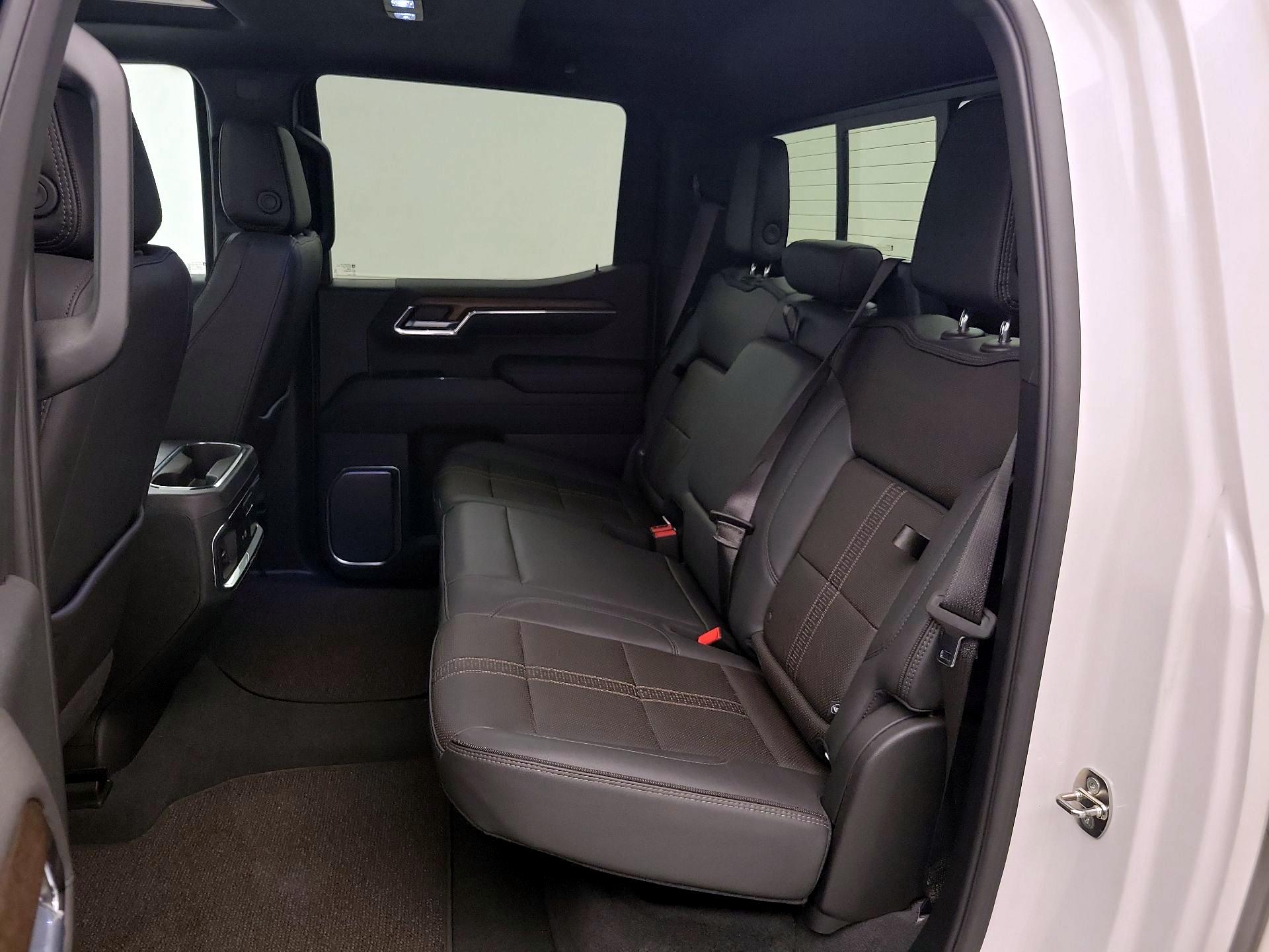 Thumbnail: 2024 Chevrolet Silverado 1500 - 20