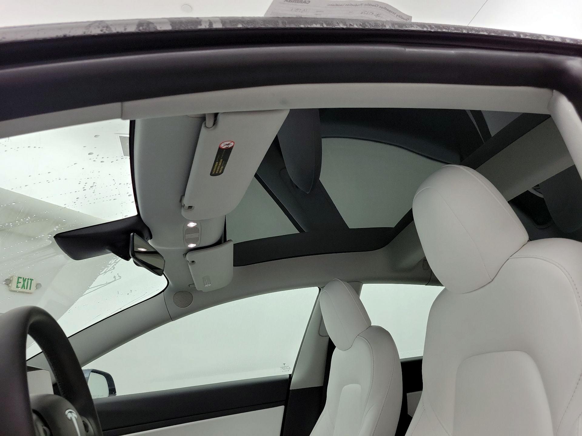 Thumbnail: 2021 Tesla Model 3 - 19