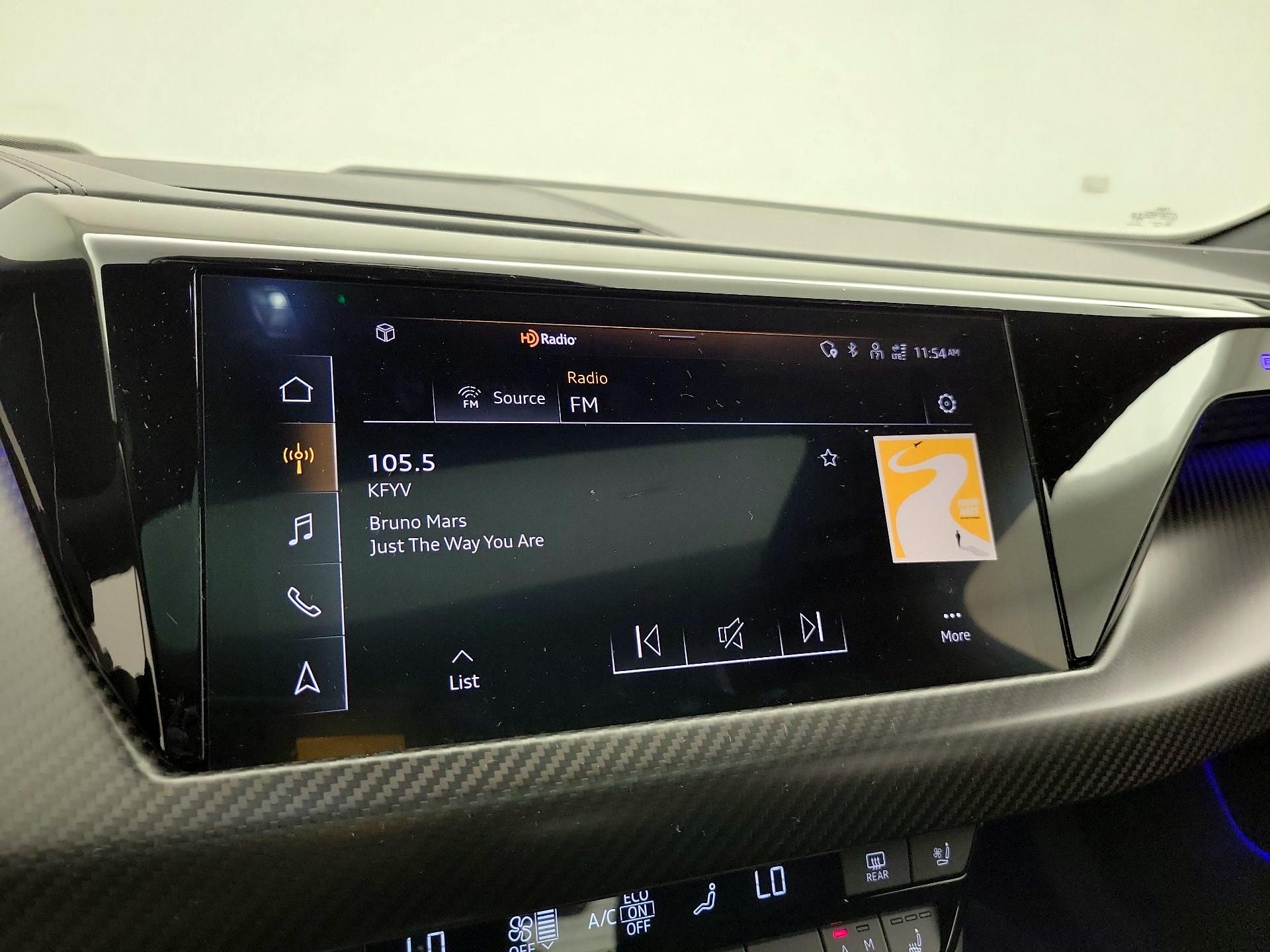 Thumbnail: 2022 Audi e-tron GT - 16