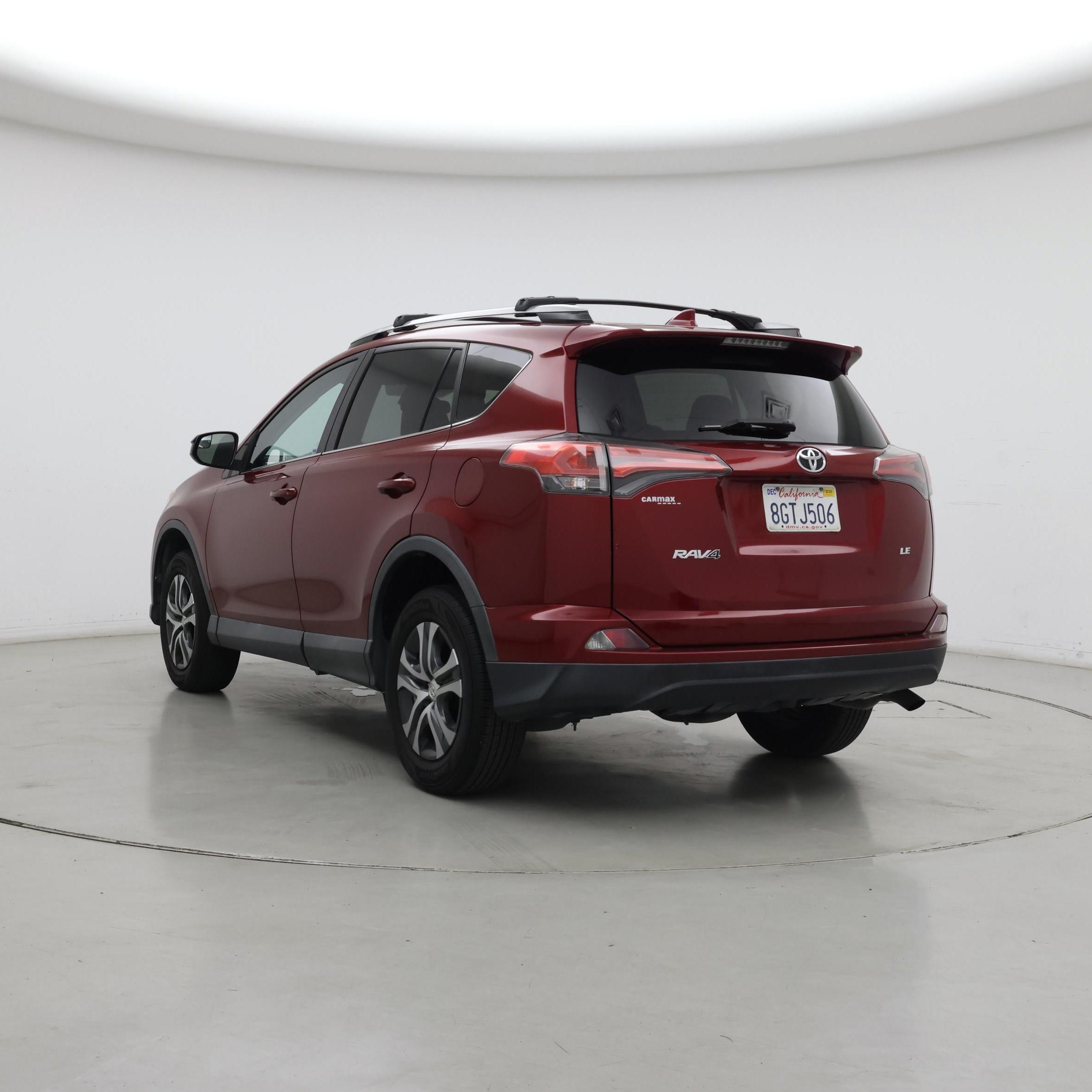 Thumbnail: 2018 Toyota RAV4 - 2