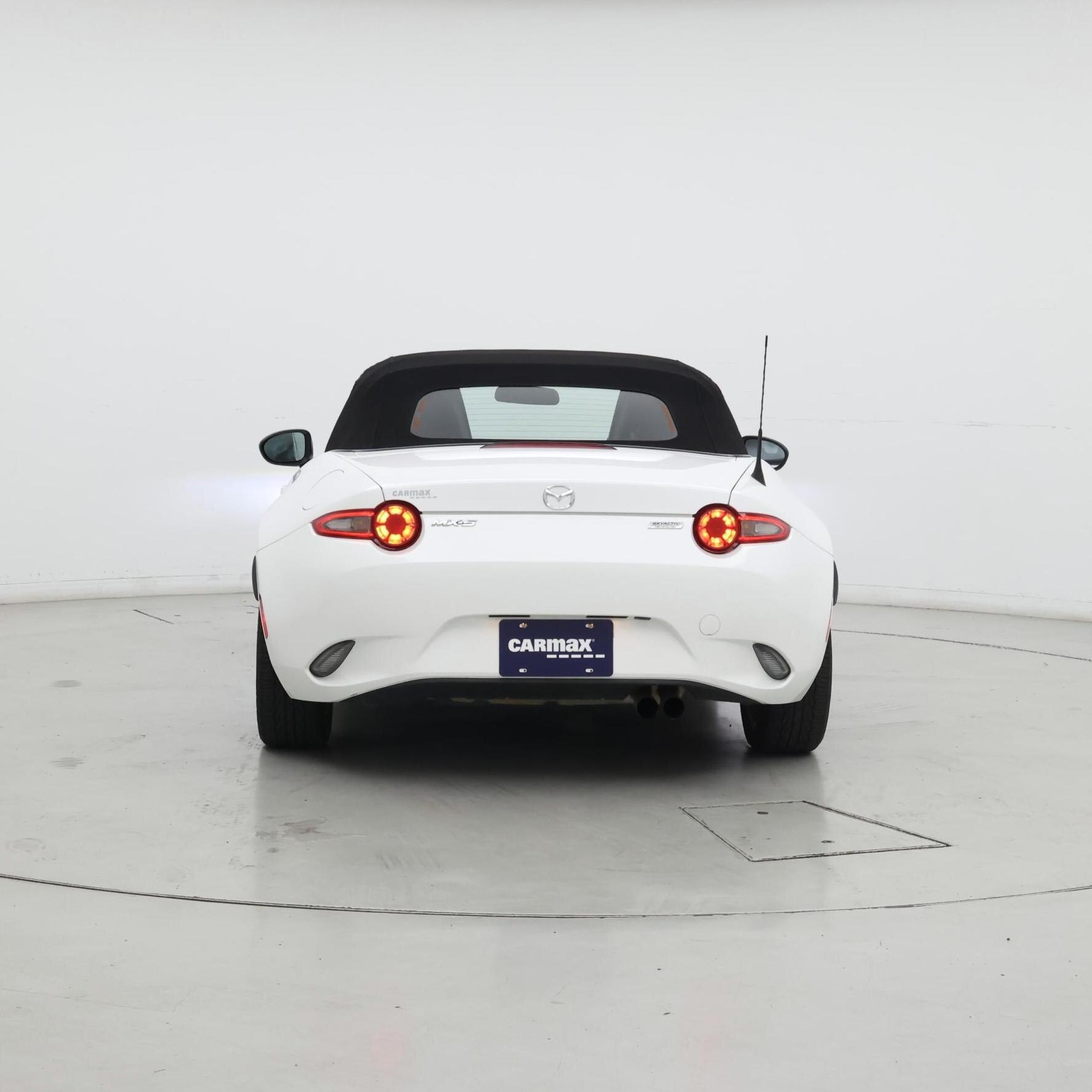 Thumbnail: 2016 Mazda MX-5 Miata - 6