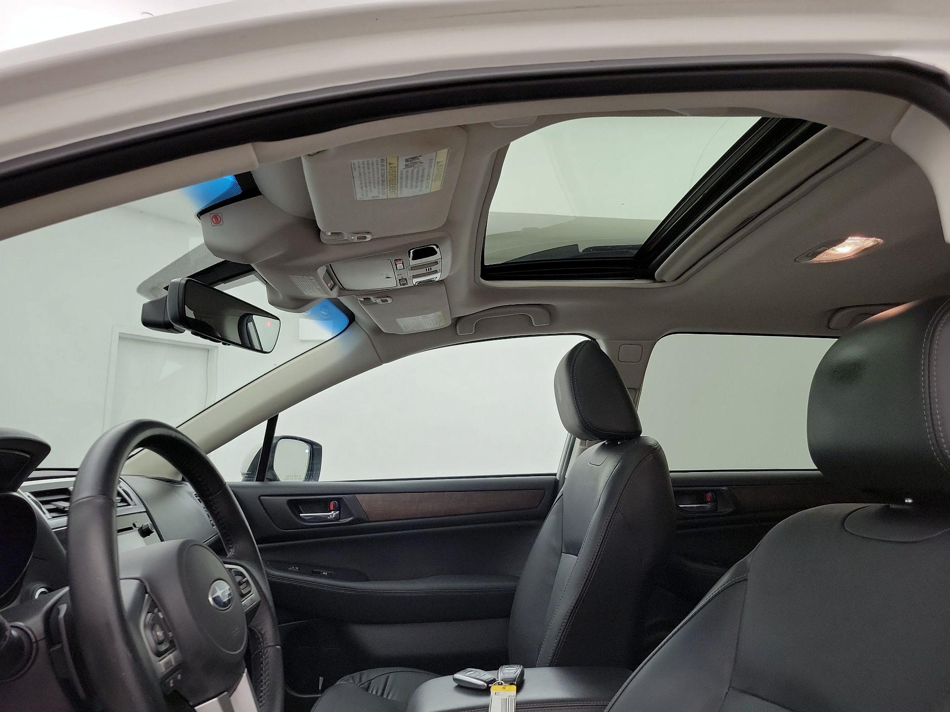 Thumbnail: 2017 Subaru Outback - 20