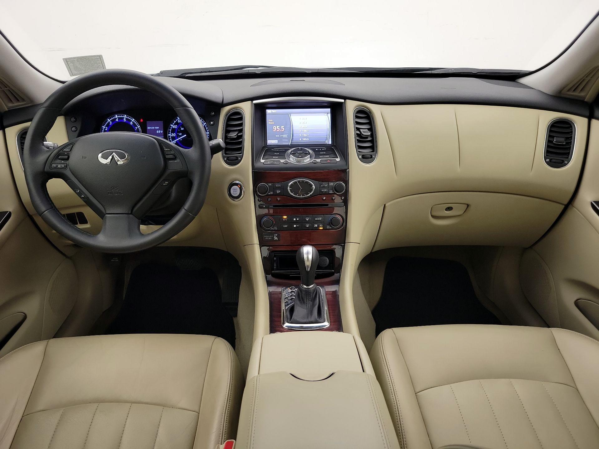 Thumbnail: 2017 INFINITI QX50 - 9