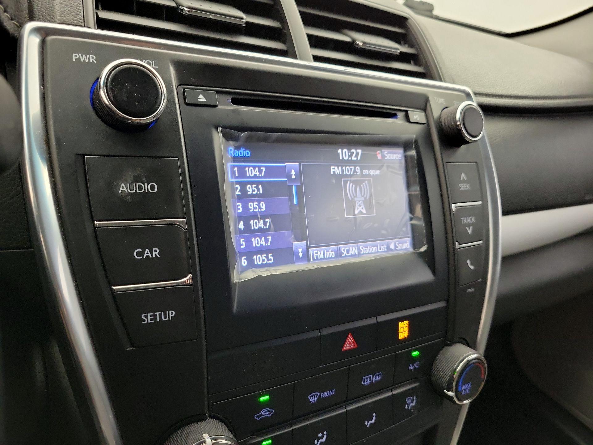 Thumbnail: 2016 Toyota Camry - 15