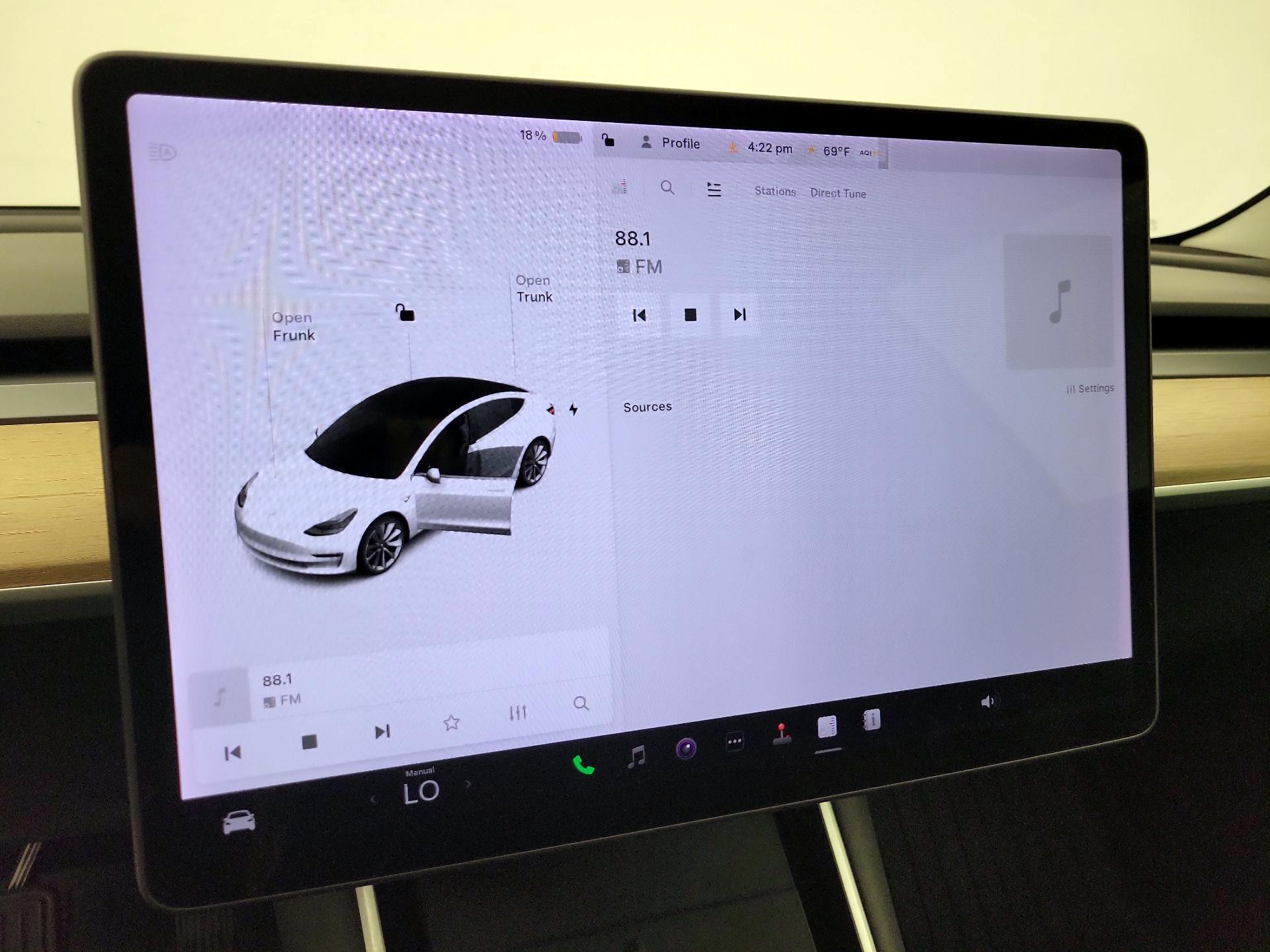 Thumbnail: 2020 Tesla Model 3 - 15