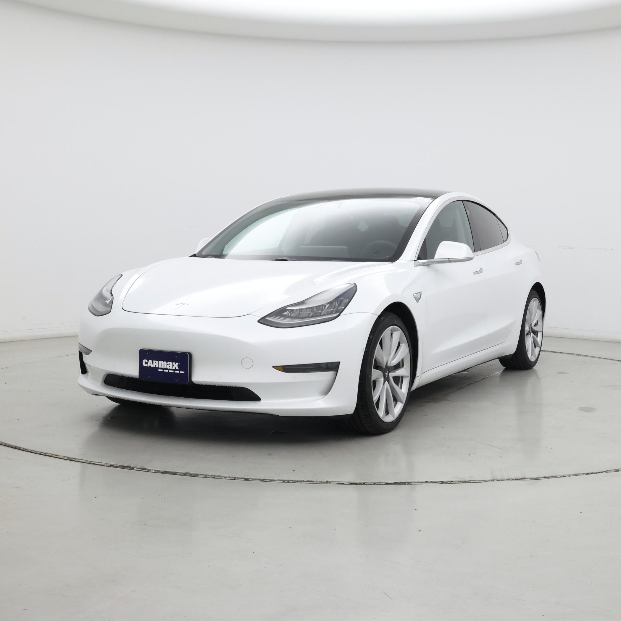 Thumbnail: 2020 Tesla Model 3 - 4
