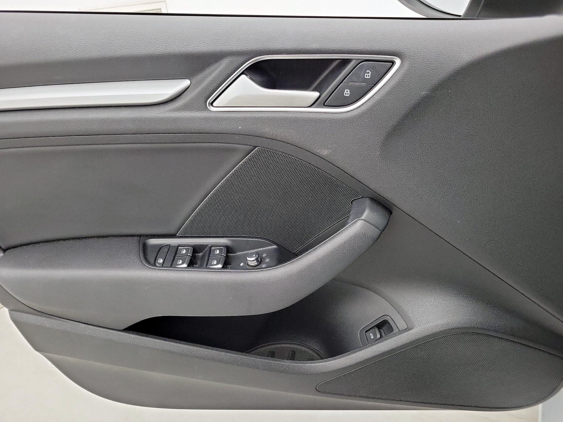 Thumbnail: 2017 Audi A3 - 12