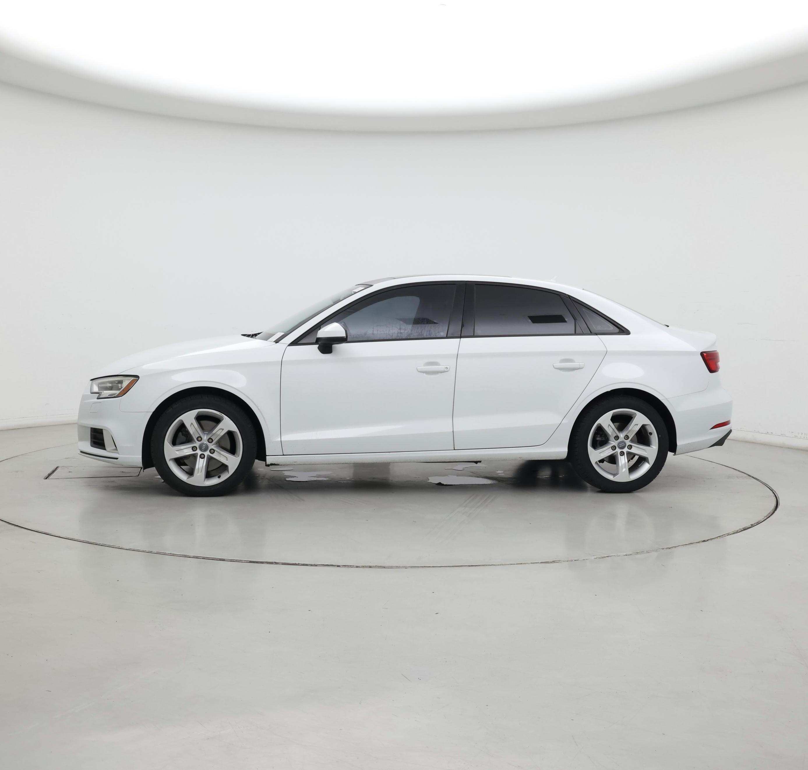 Thumbnail: 2017 Audi A3 - 3