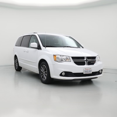 White 2017 Dodge Grand Caravan SXT
