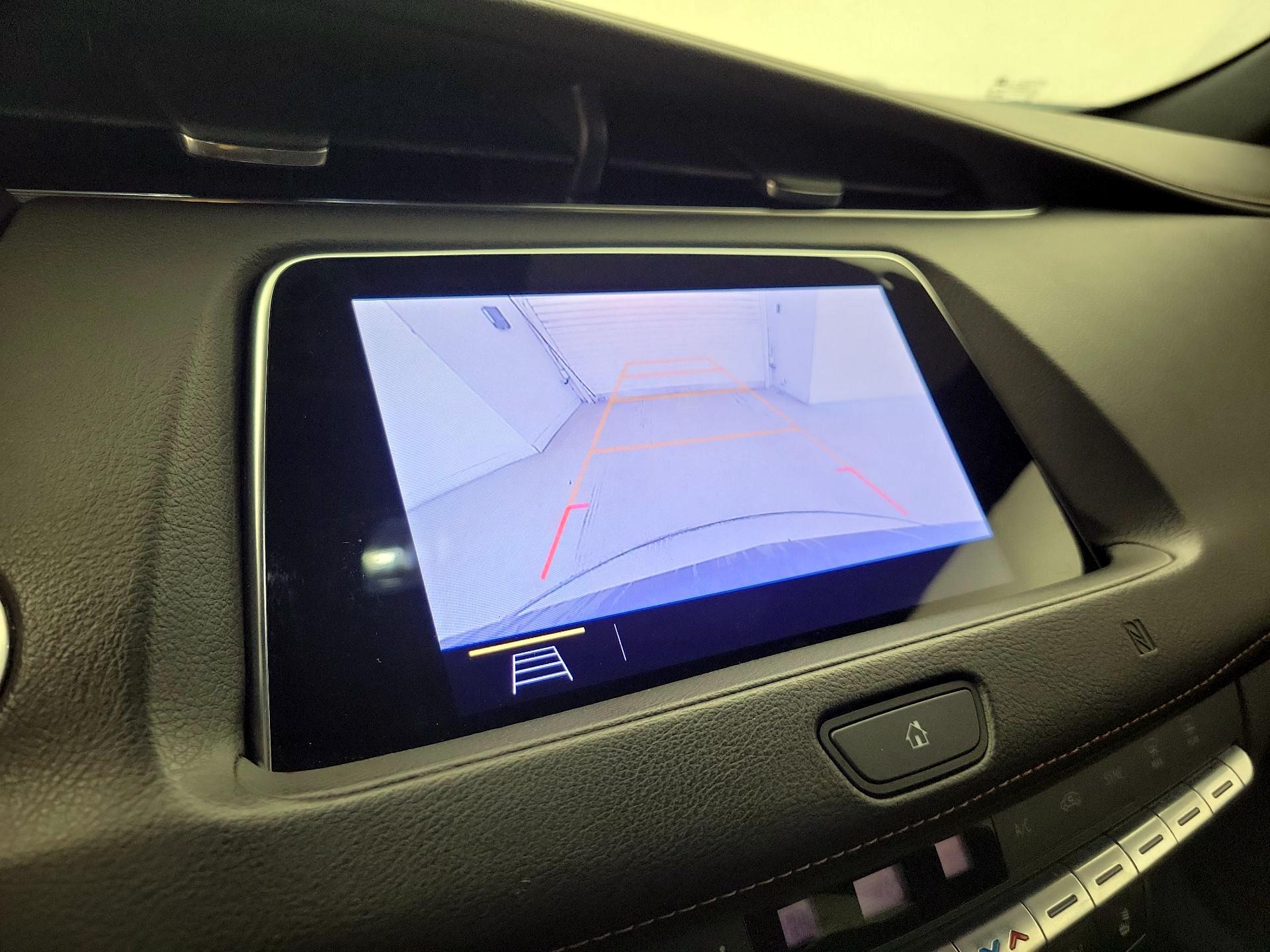 Thumbnail: 2019 Cadillac XT4 - 14