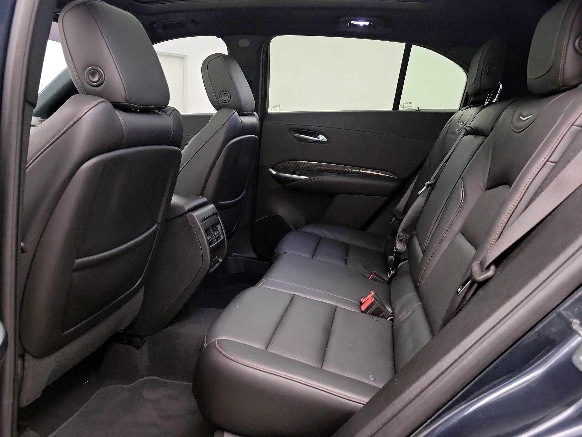 Thumbnail: 2019 Cadillac XT4 - 20