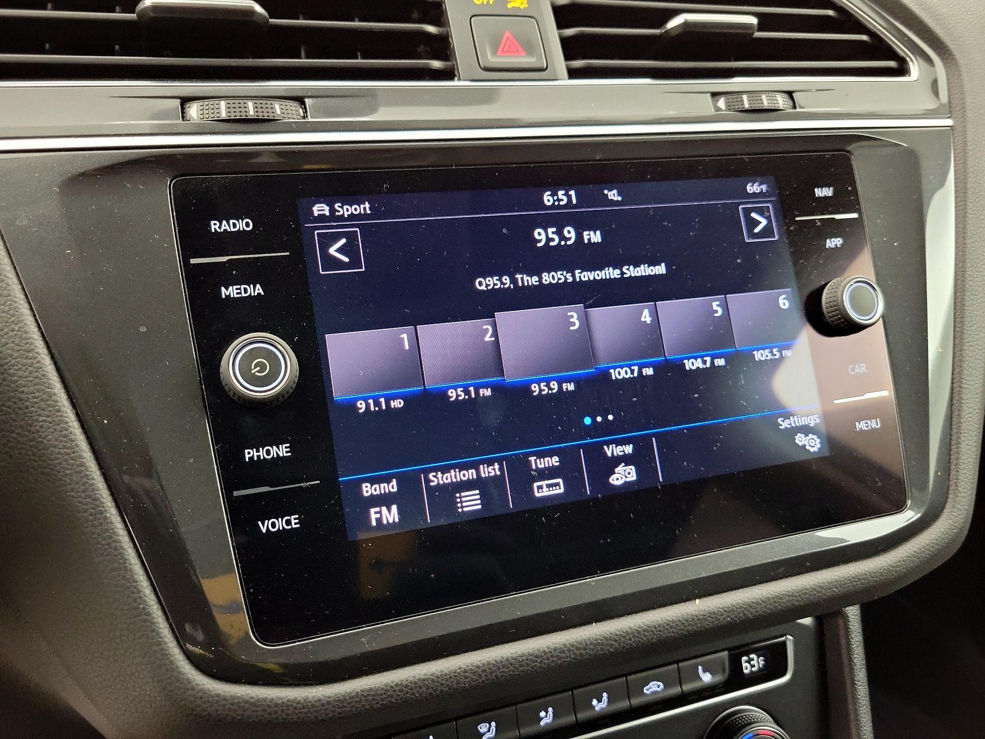 Thumbnail: 2019 Volkswagen Tiguan - 16