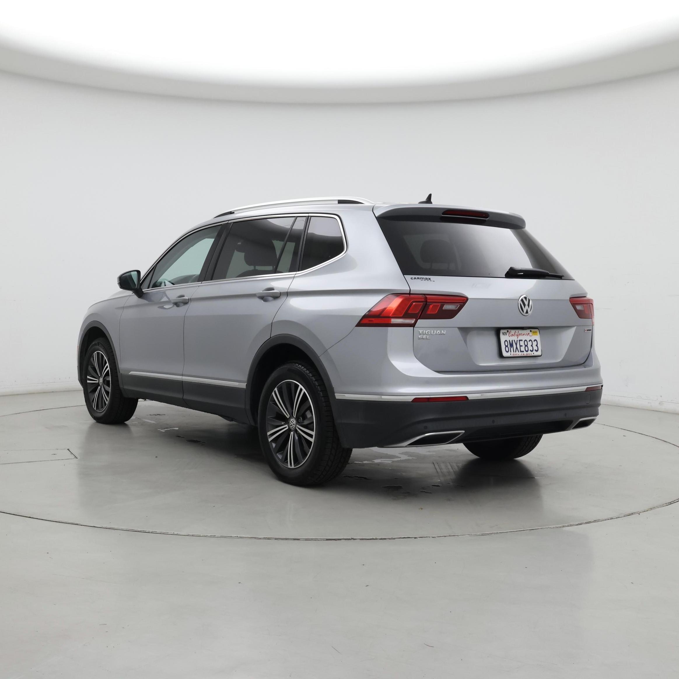 Thumbnail: 2019 Volkswagen Tiguan - 2