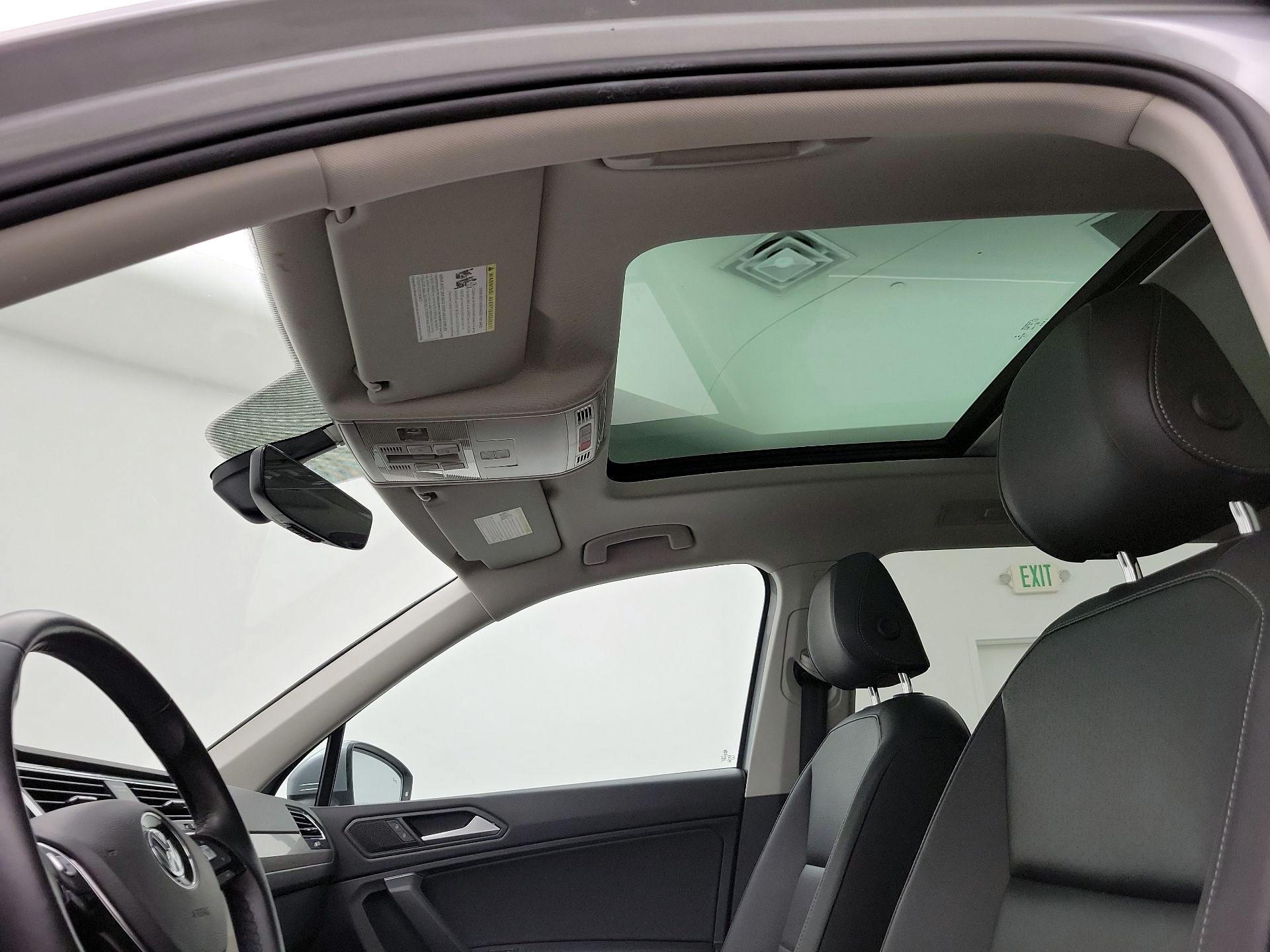 Thumbnail: 2019 Volkswagen Tiguan - 20