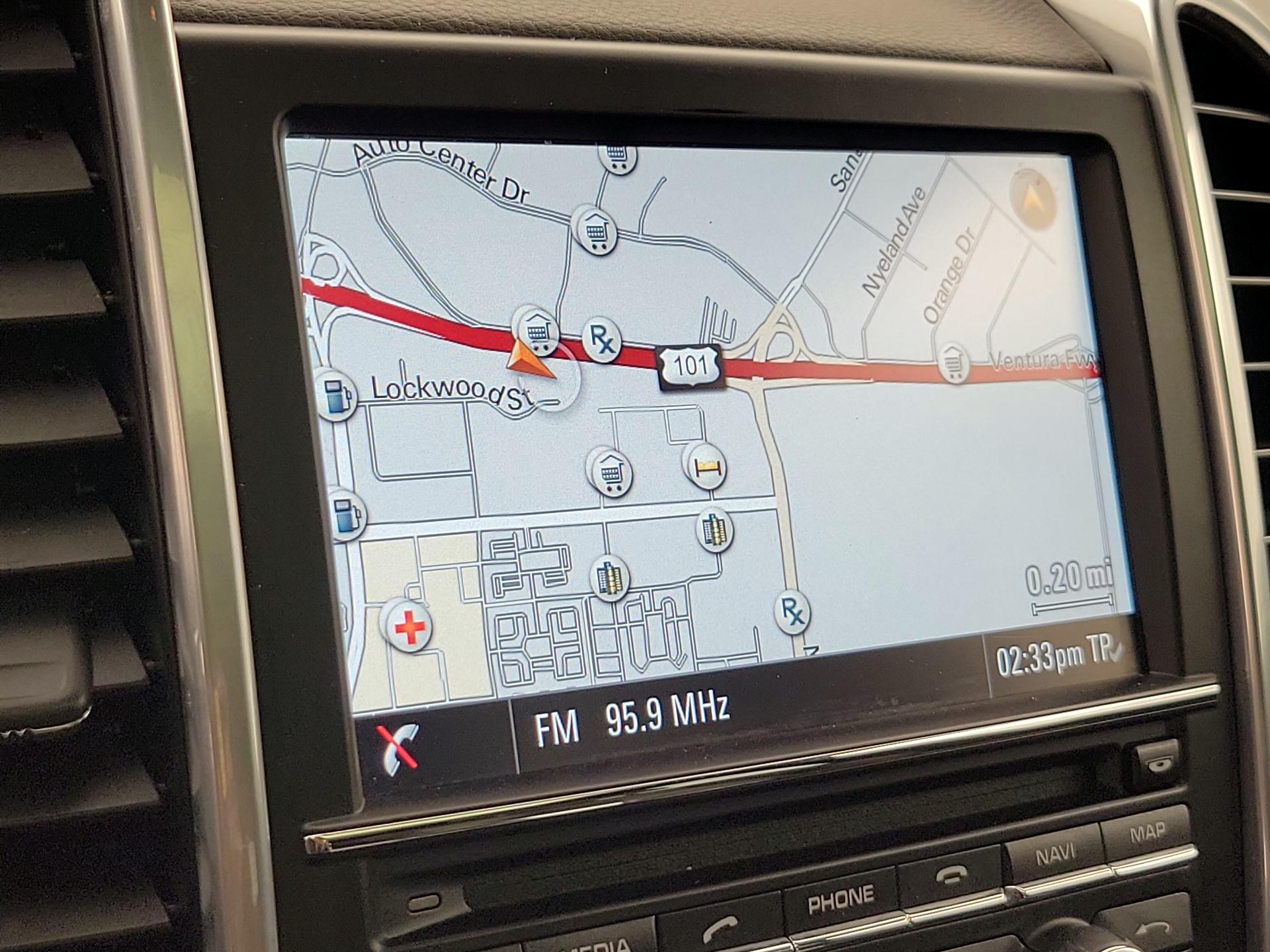 Thumbnail: 2016 Porsche Cayenne - 14