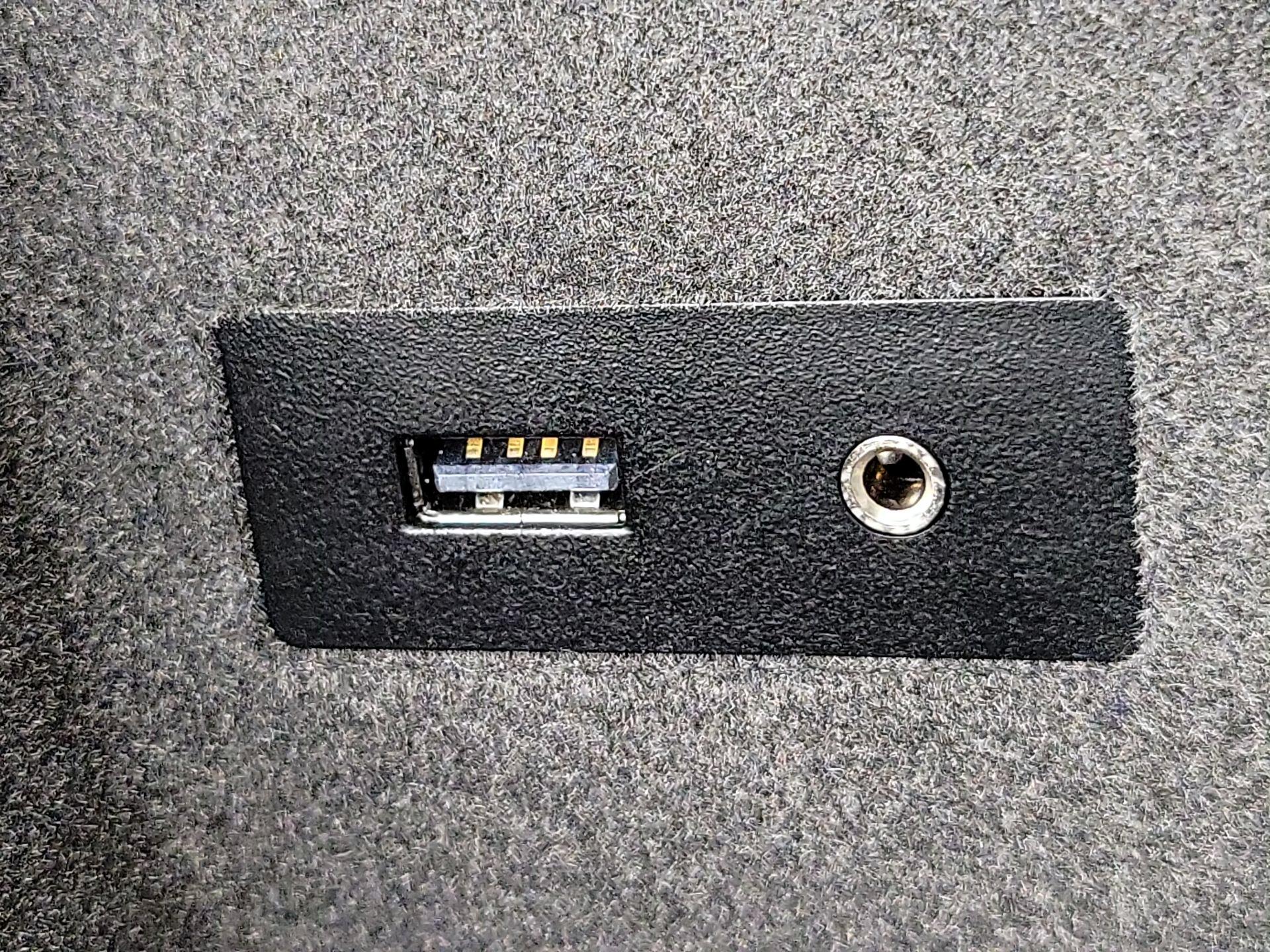 Thumbnail: 2016 Porsche Cayenne - 19