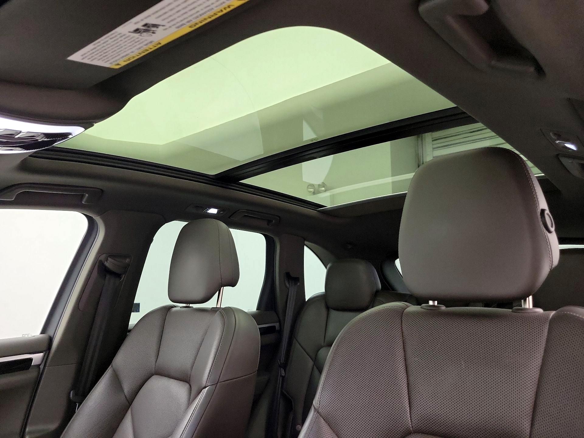 Thumbnail: 2016 Porsche Cayenne - 20