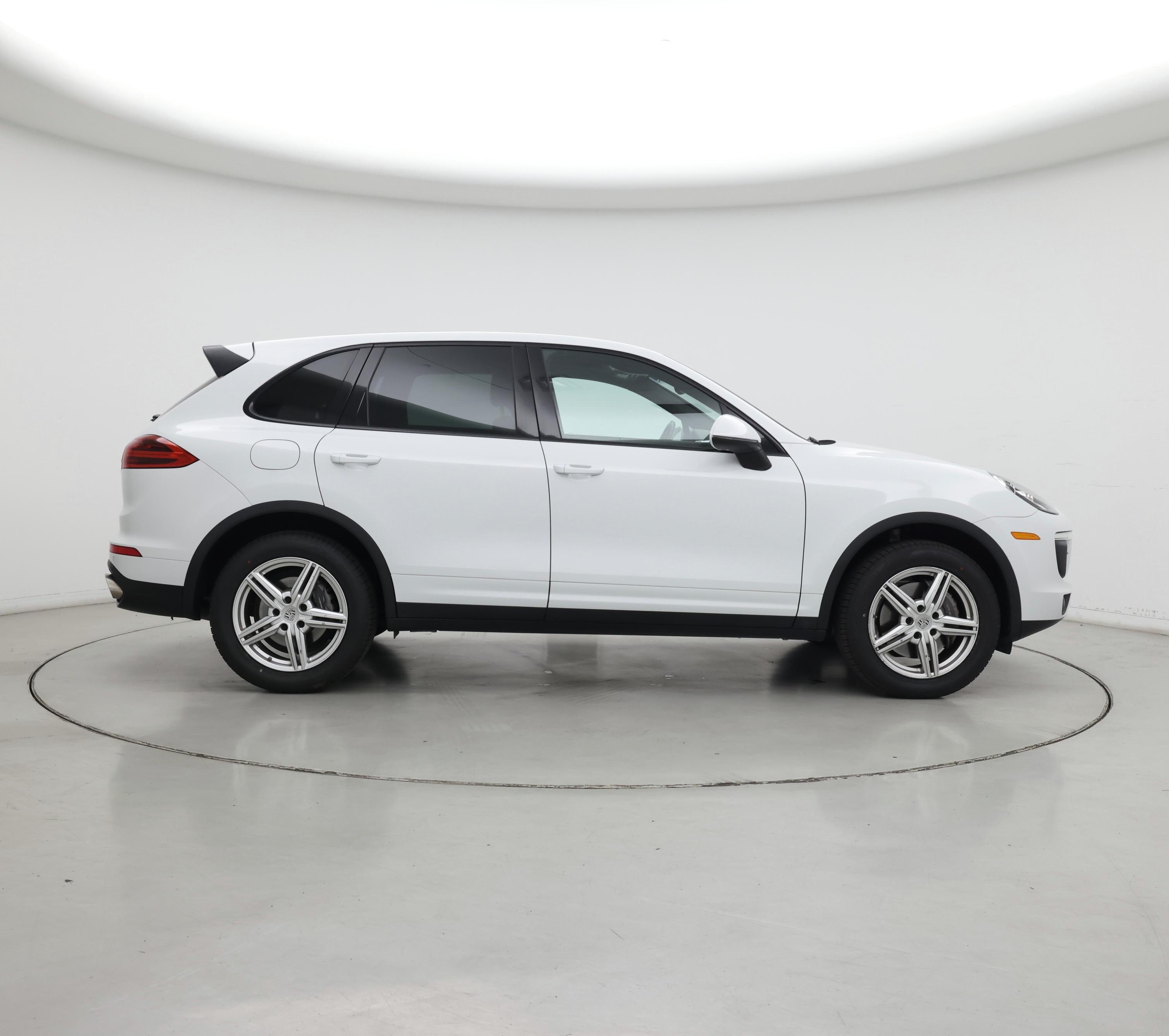 Thumbnail: 2016 Porsche Cayenne - 7