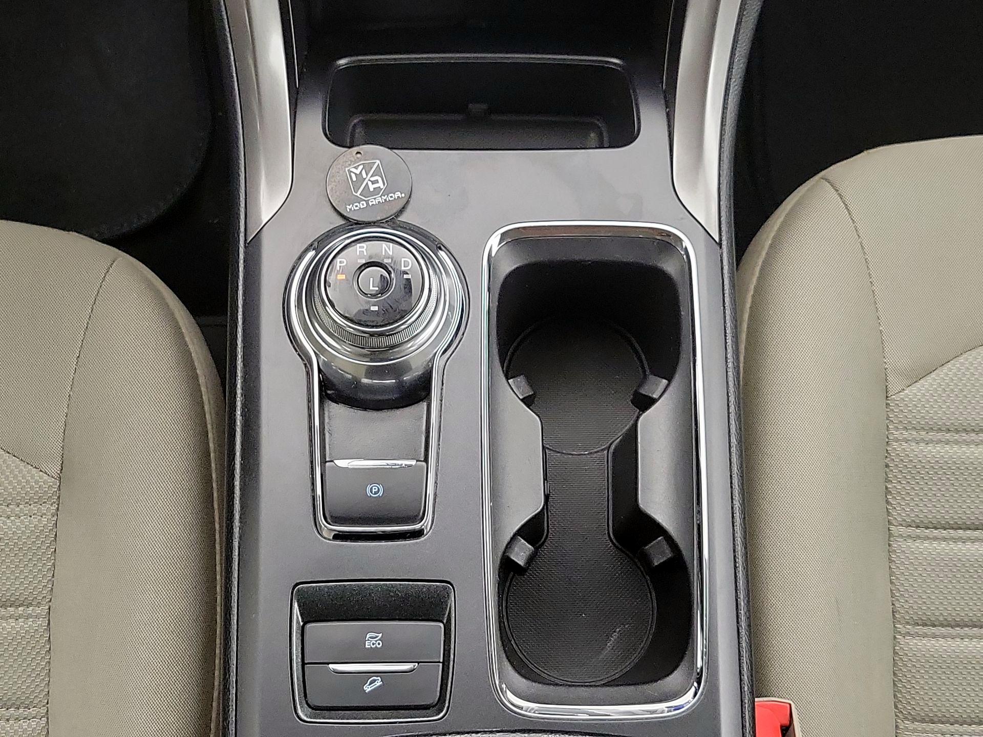 Thumbnail: 2020 Ford Fusion - 18