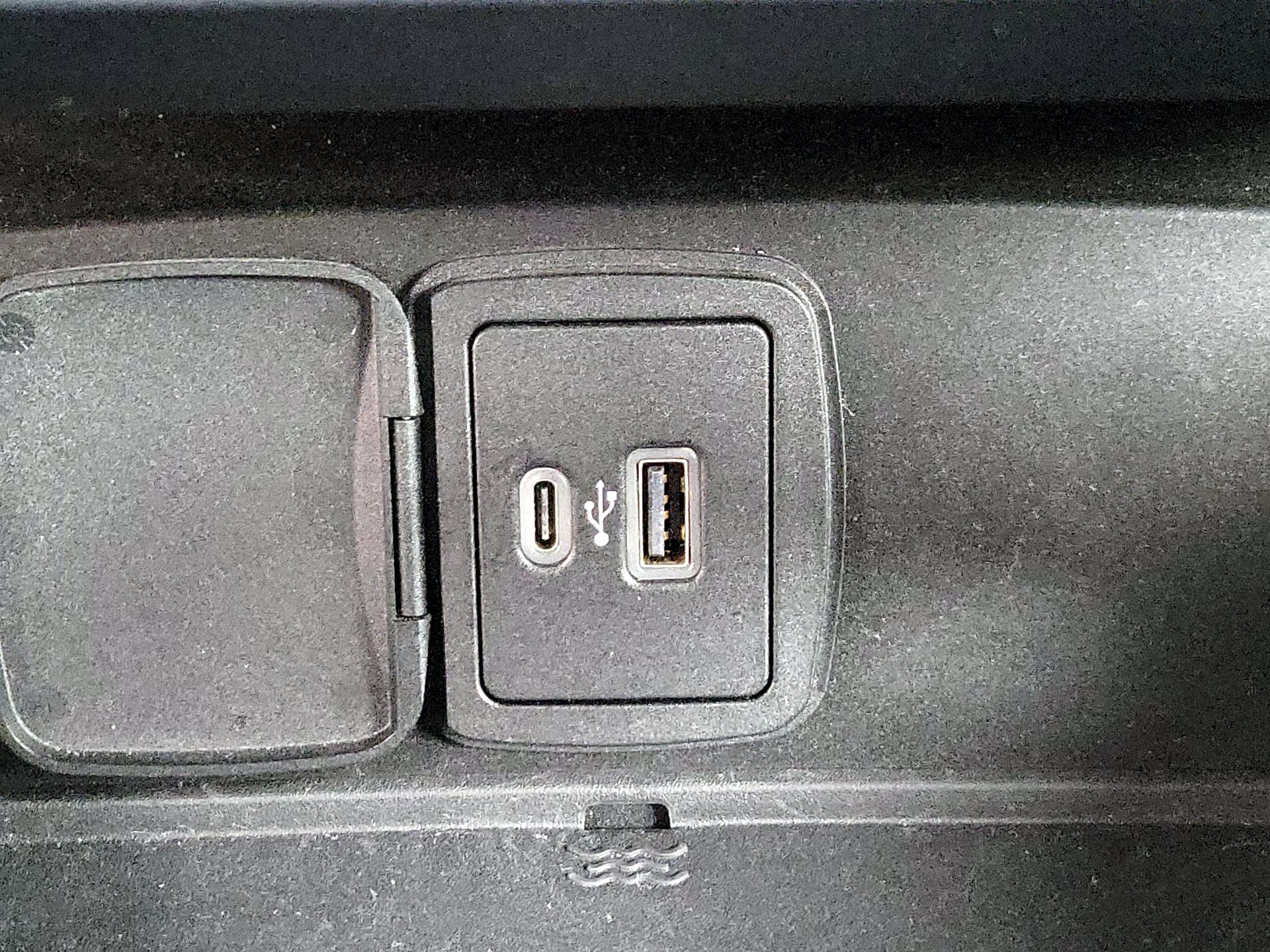 Thumbnail: 2021 Ford Bronco - 18