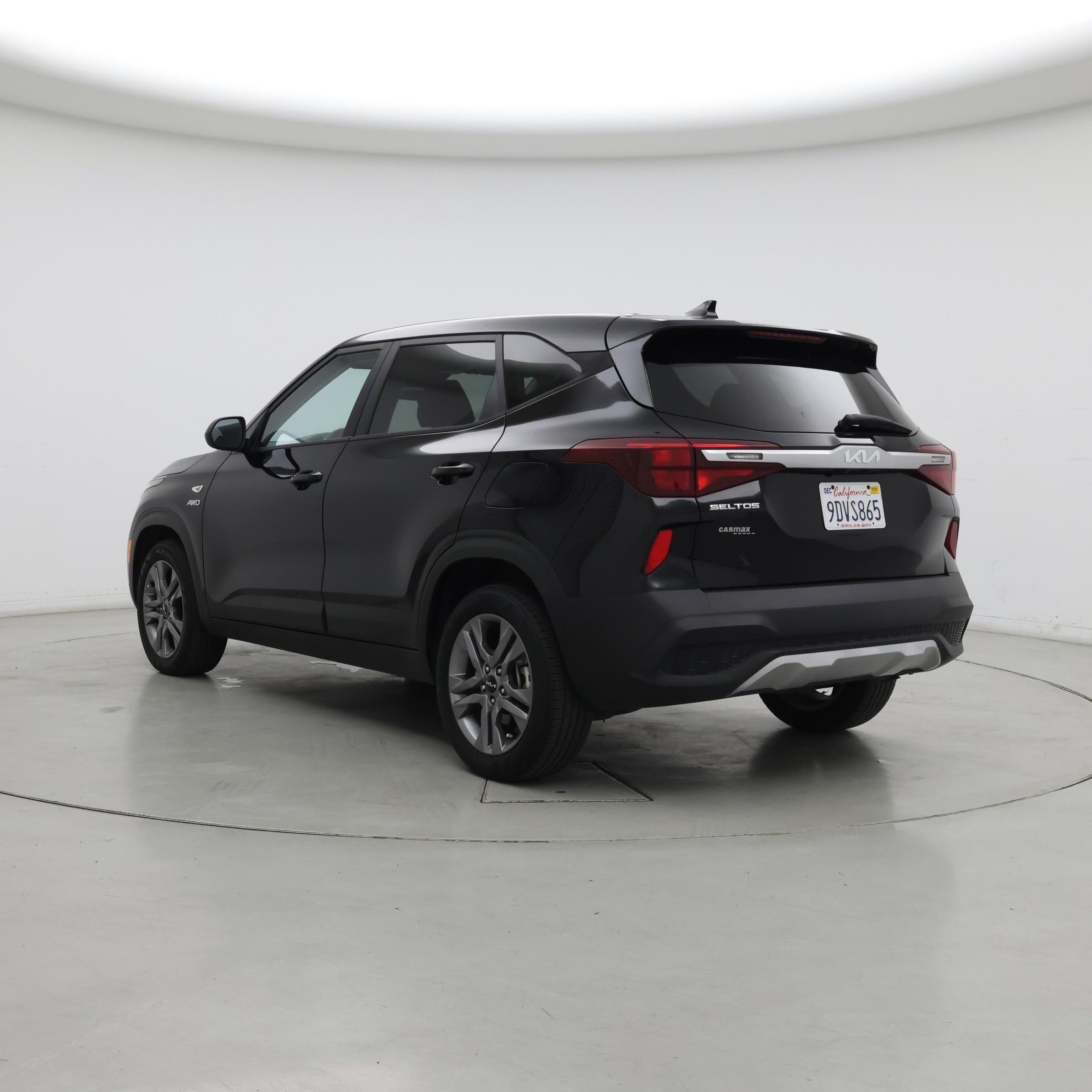 Thumbnail: 2023 Kia Seltos - 2