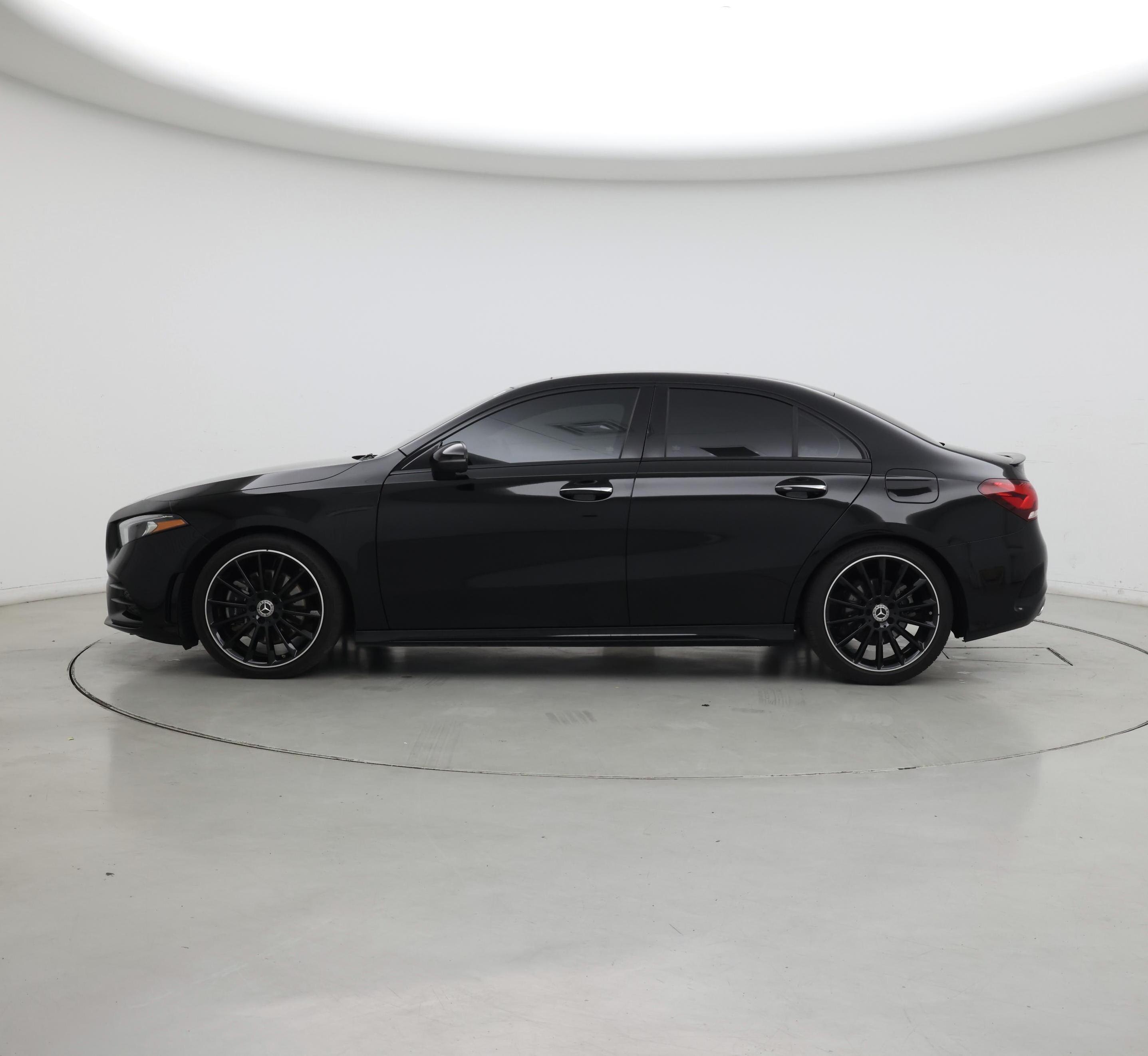 Thumbnail: 2020 Mercedes-Benz A-Class - 3