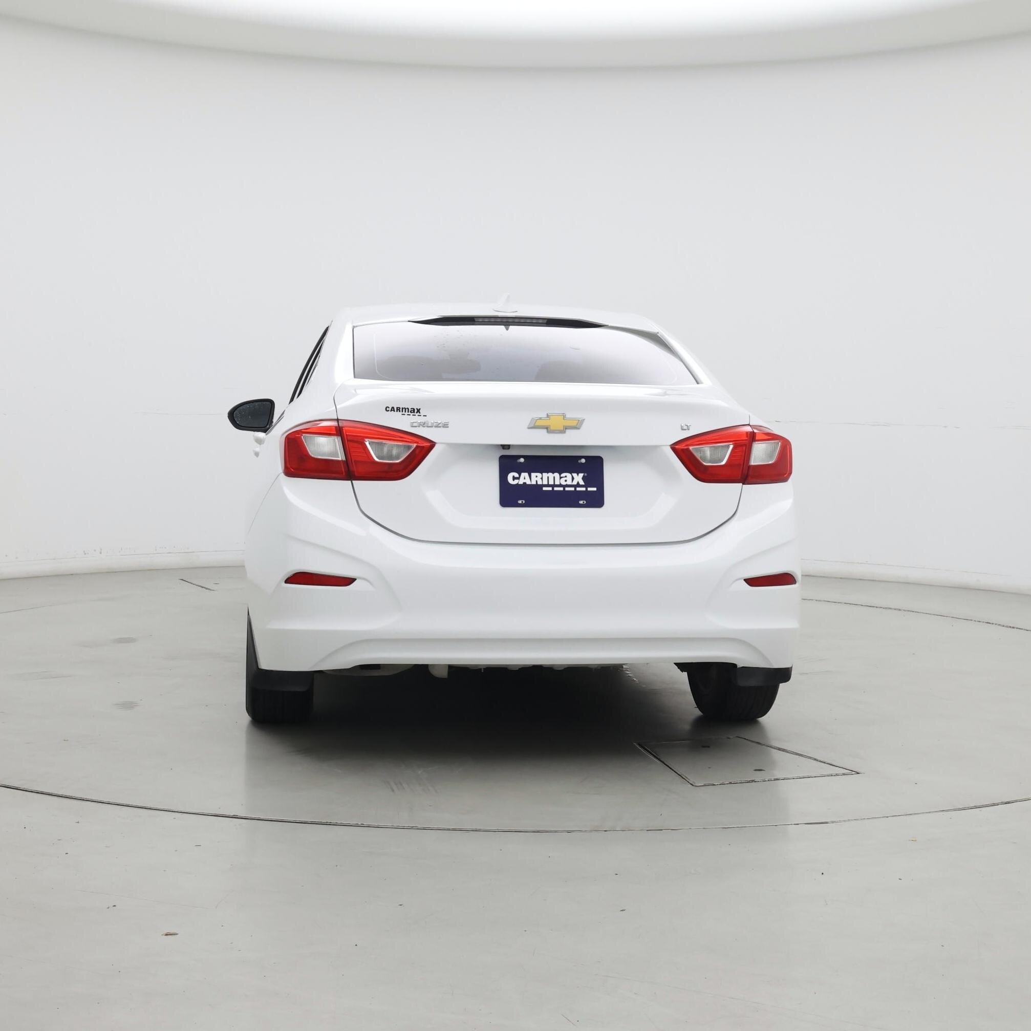 Thumbnail: 2017 Chevrolet Cruze - 6