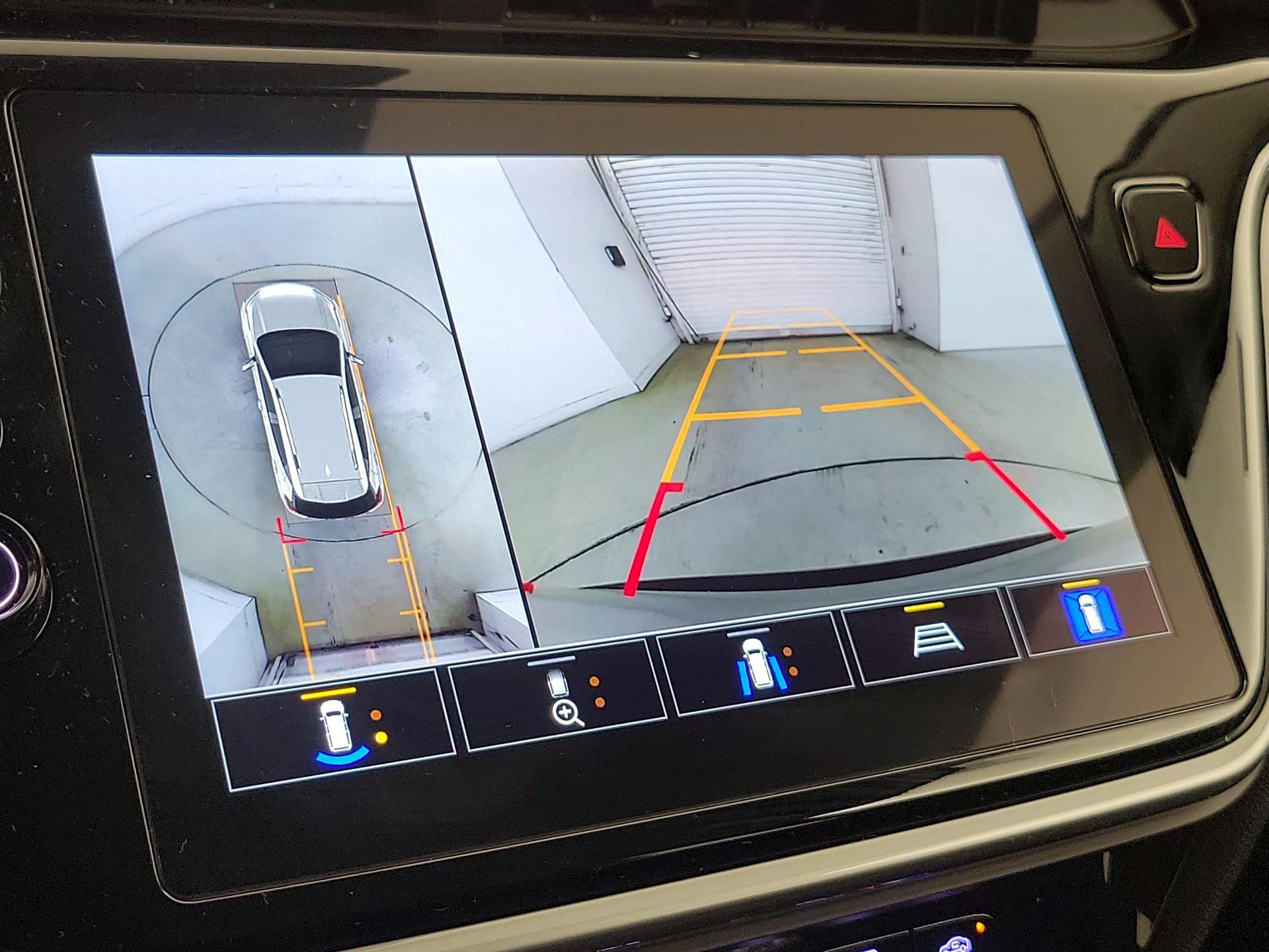 Thumbnail: 2023 Chevrolet Bolt EUV - 14