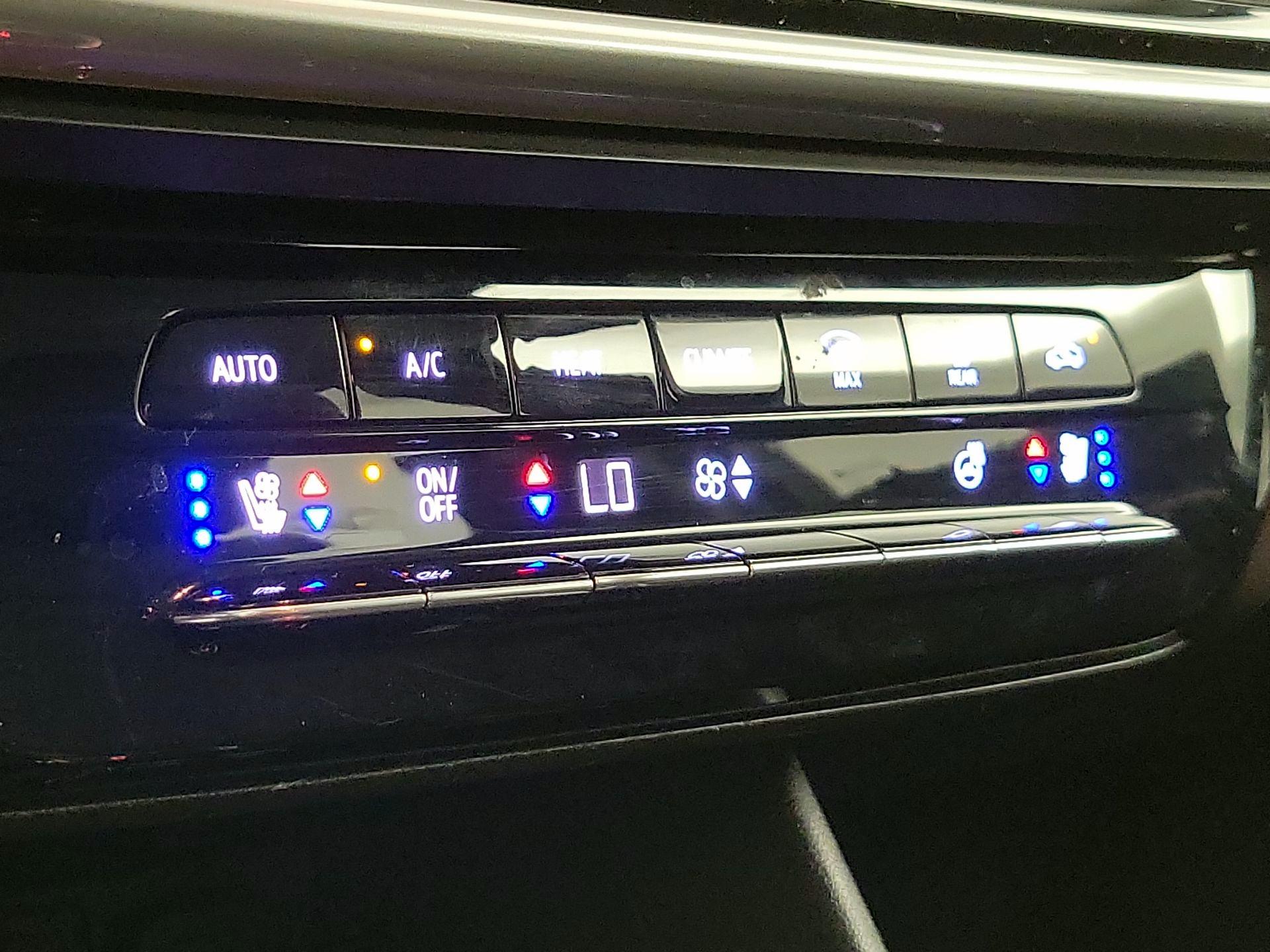 Thumbnail: 2023 Chevrolet Bolt EUV - 16