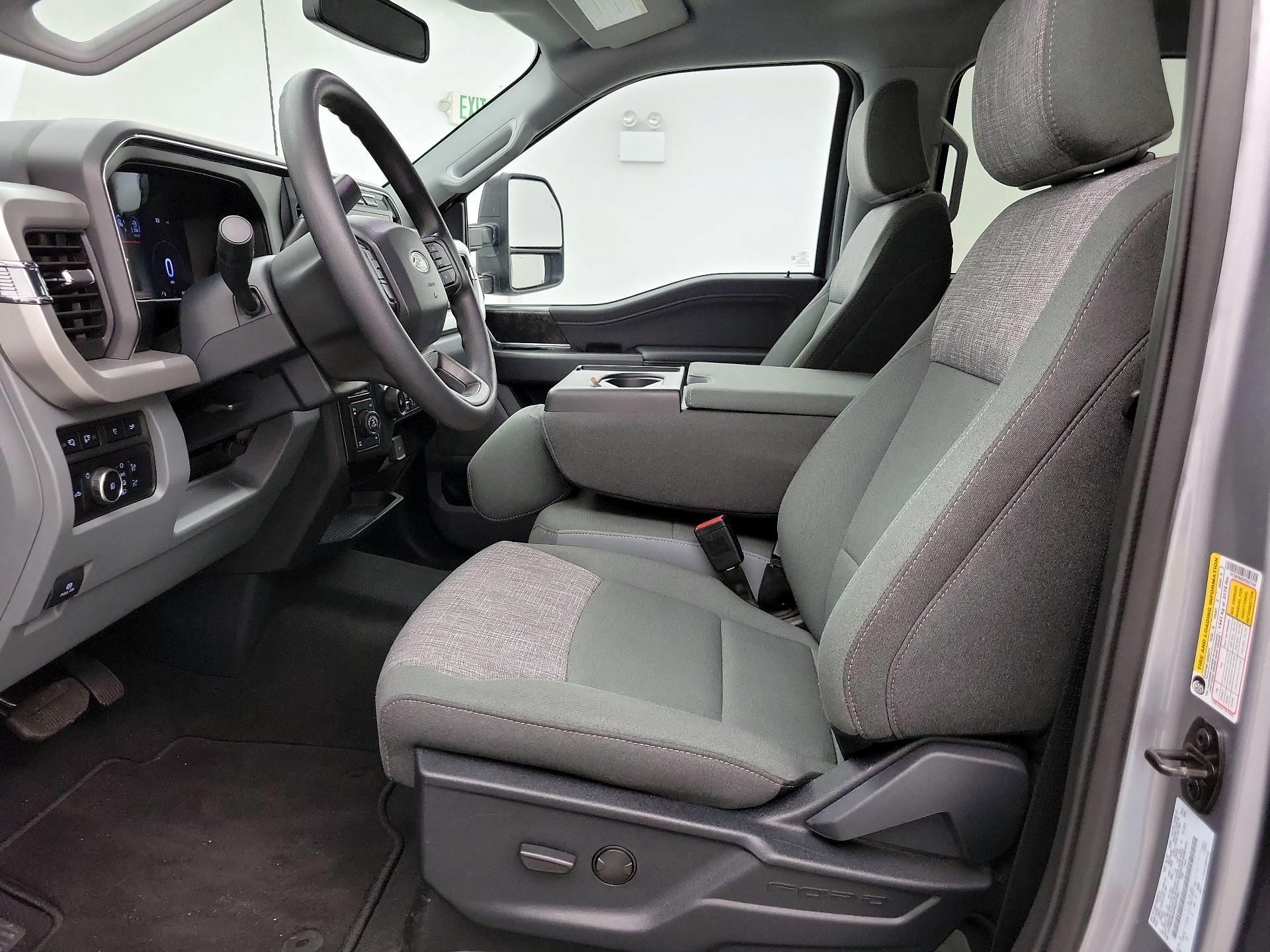 Thumbnail: 2023 Ford F-250 - 11