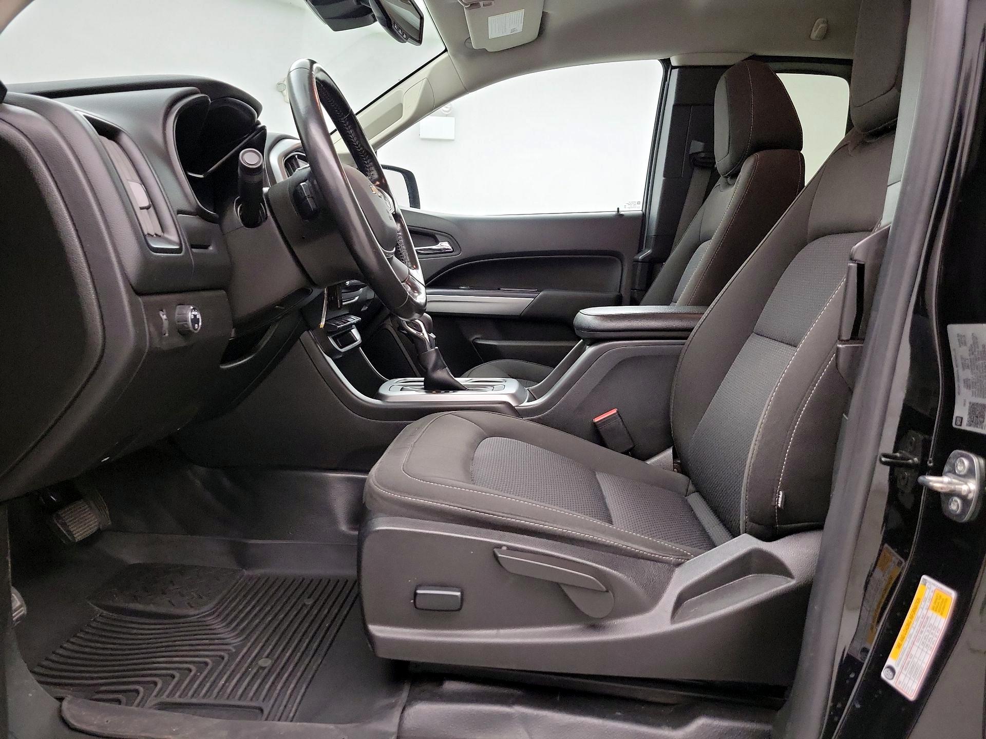 Thumbnail: 2022 Chevrolet Colorado - 11