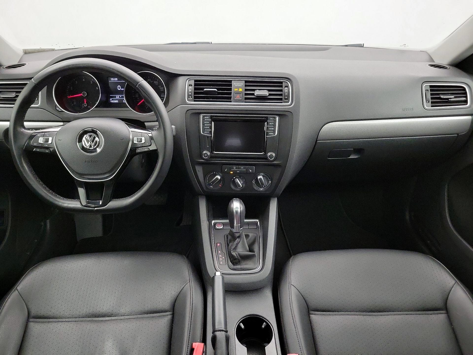 Thumbnail: 2017 Volkswagen Jetta - 9