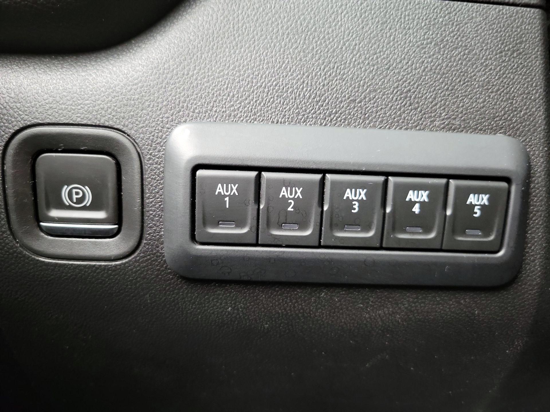 Thumbnail: 2023 Chevrolet Silverado 2500 - 13